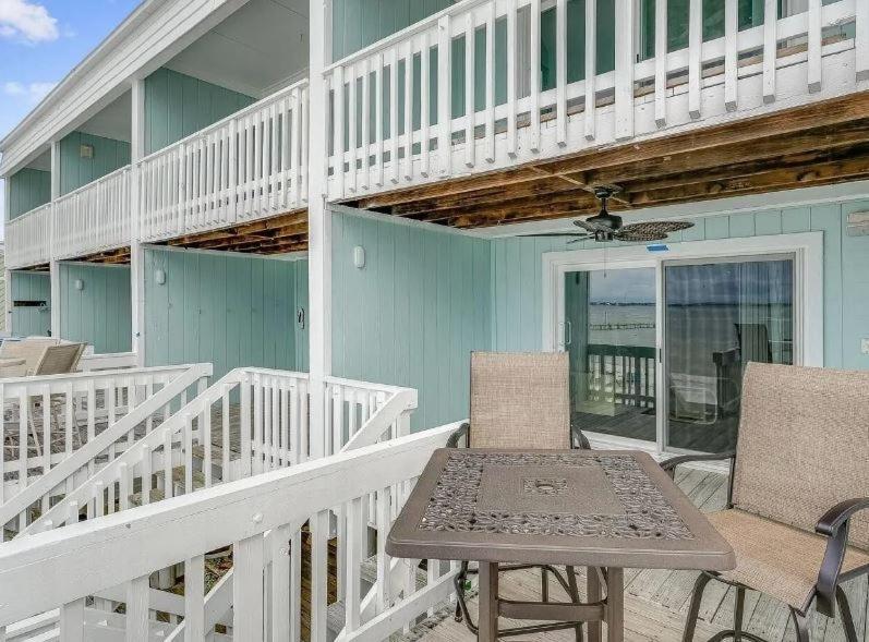 Boardwalk Unit E4 * Pensacola Beach