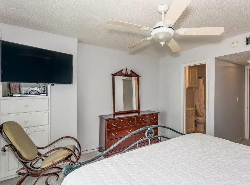 Boardwalk Unit E4 Pensacola Beach