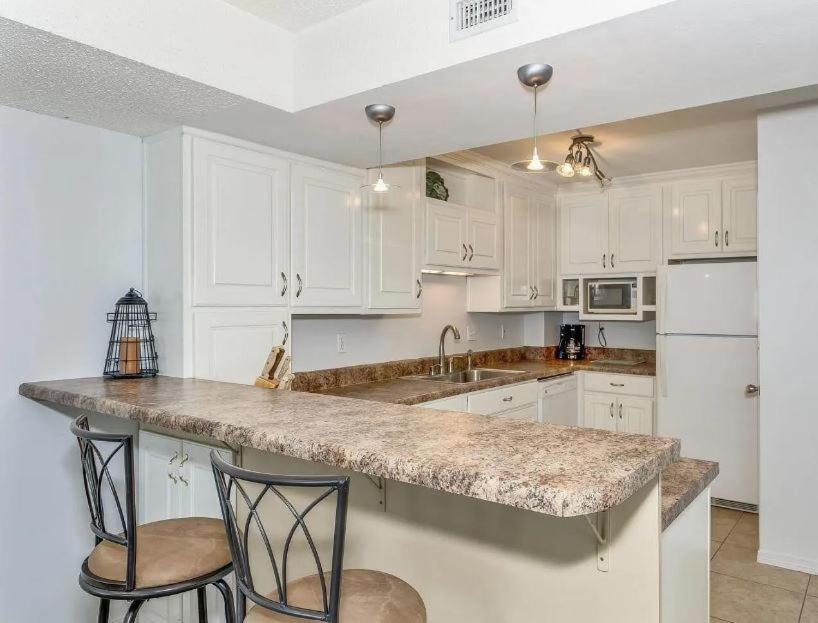 Boardwalk Unit E4 Pensacola Beach