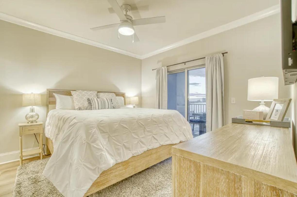 South Harbour Unit 3d