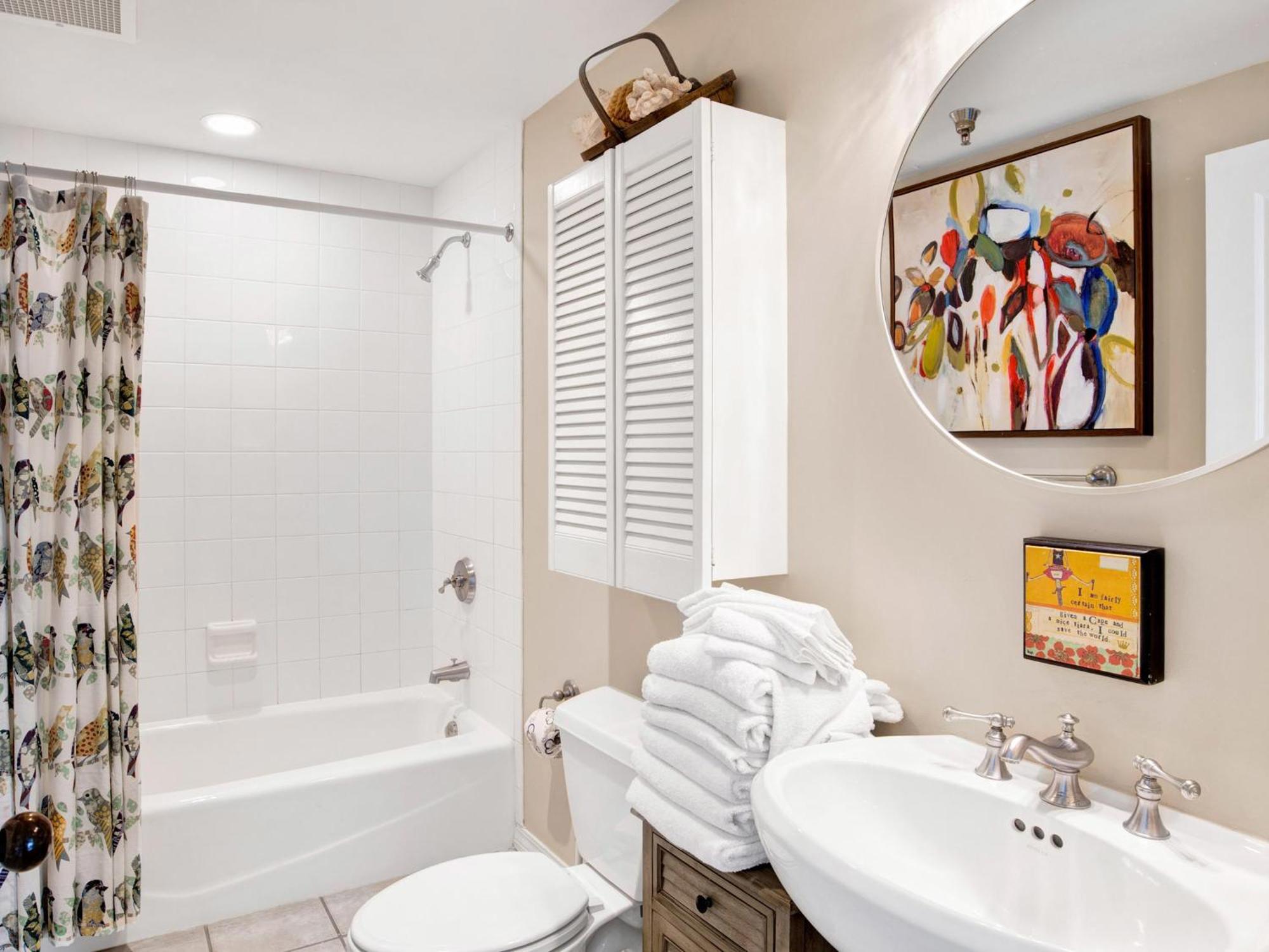 Amazing In Pensacola With Heated Swimming Pool, Outdoor Swimming Pool And 3 Bedrooms Pensacola Beach