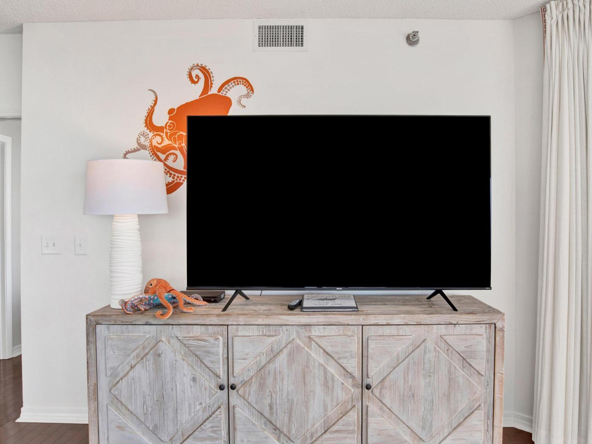 Amazing In Pensacola With Heated Swimming Pool, Outdoor Swimming Pool And 3 Bedrooms Pensacola Beach