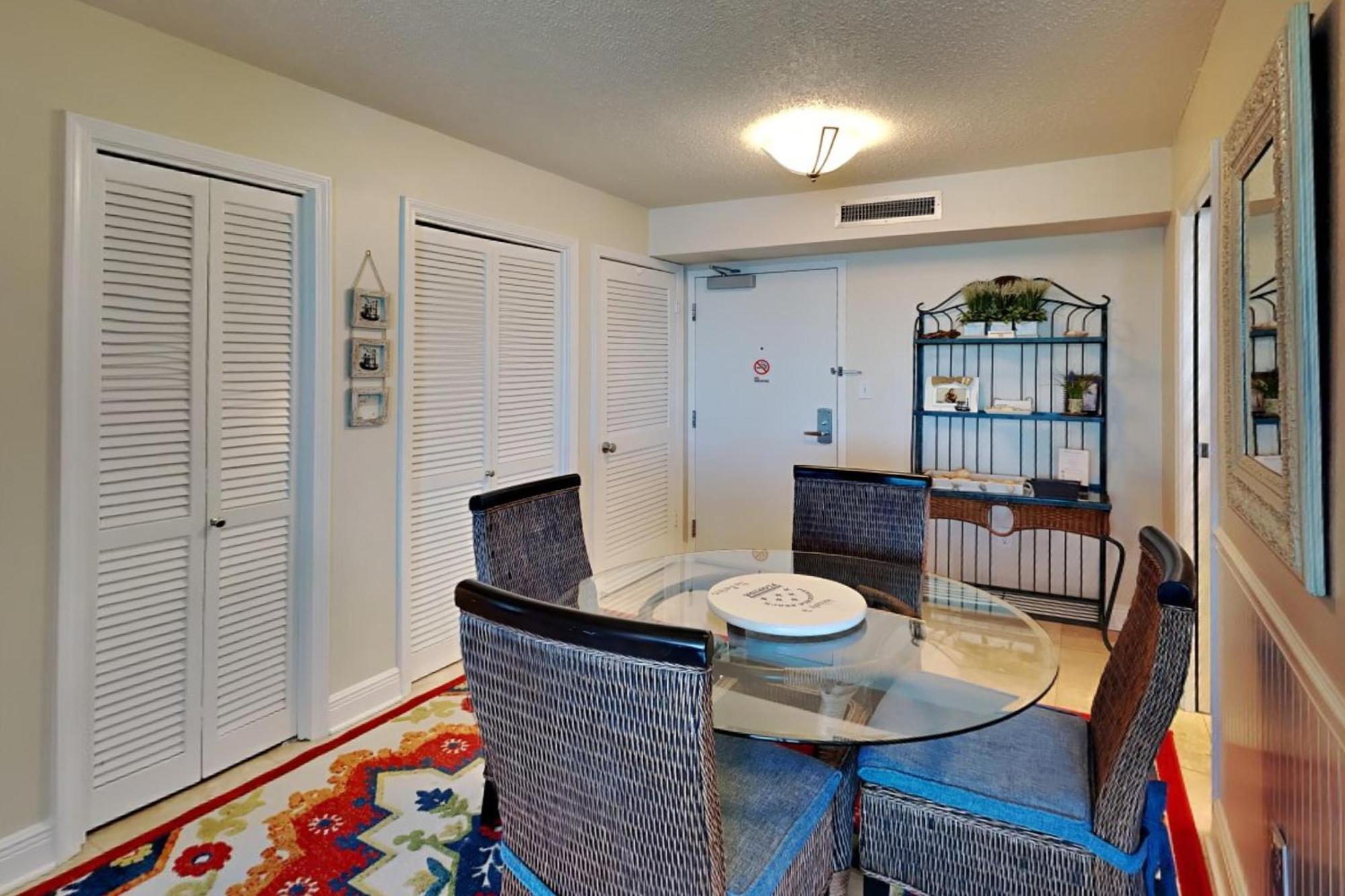 Sabine Yacht Racquet 2b Apartment Pensacola Beach