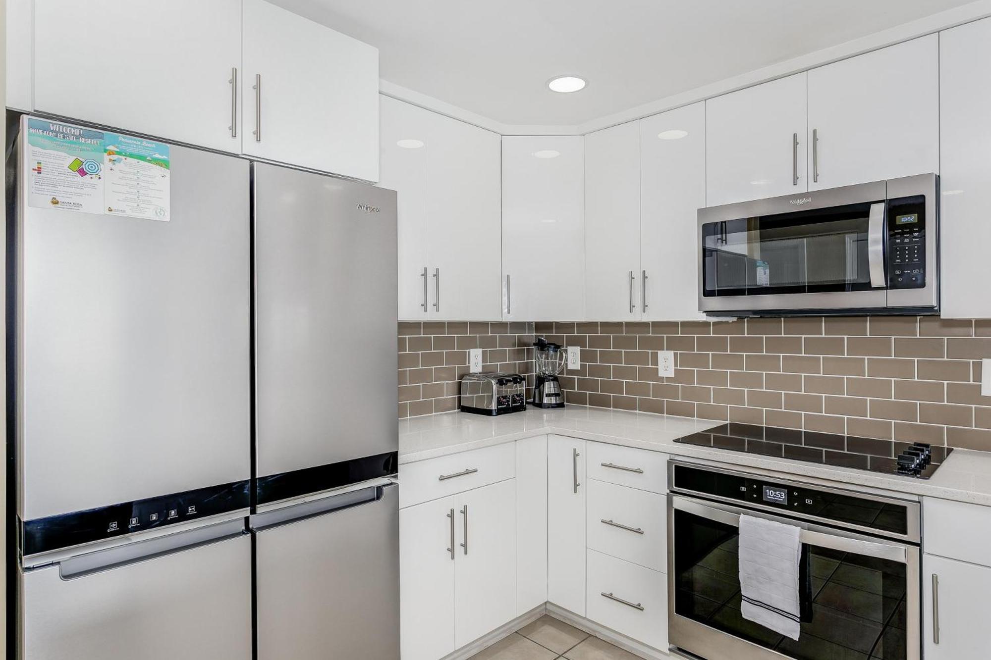 1507 Emerald Isle * Pensacola Beach