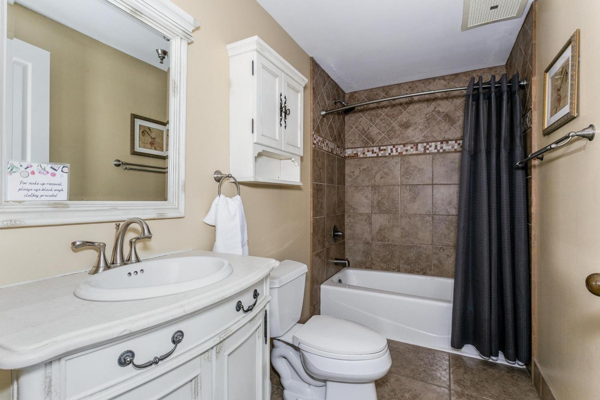 1507 Emerald Isle Apartment