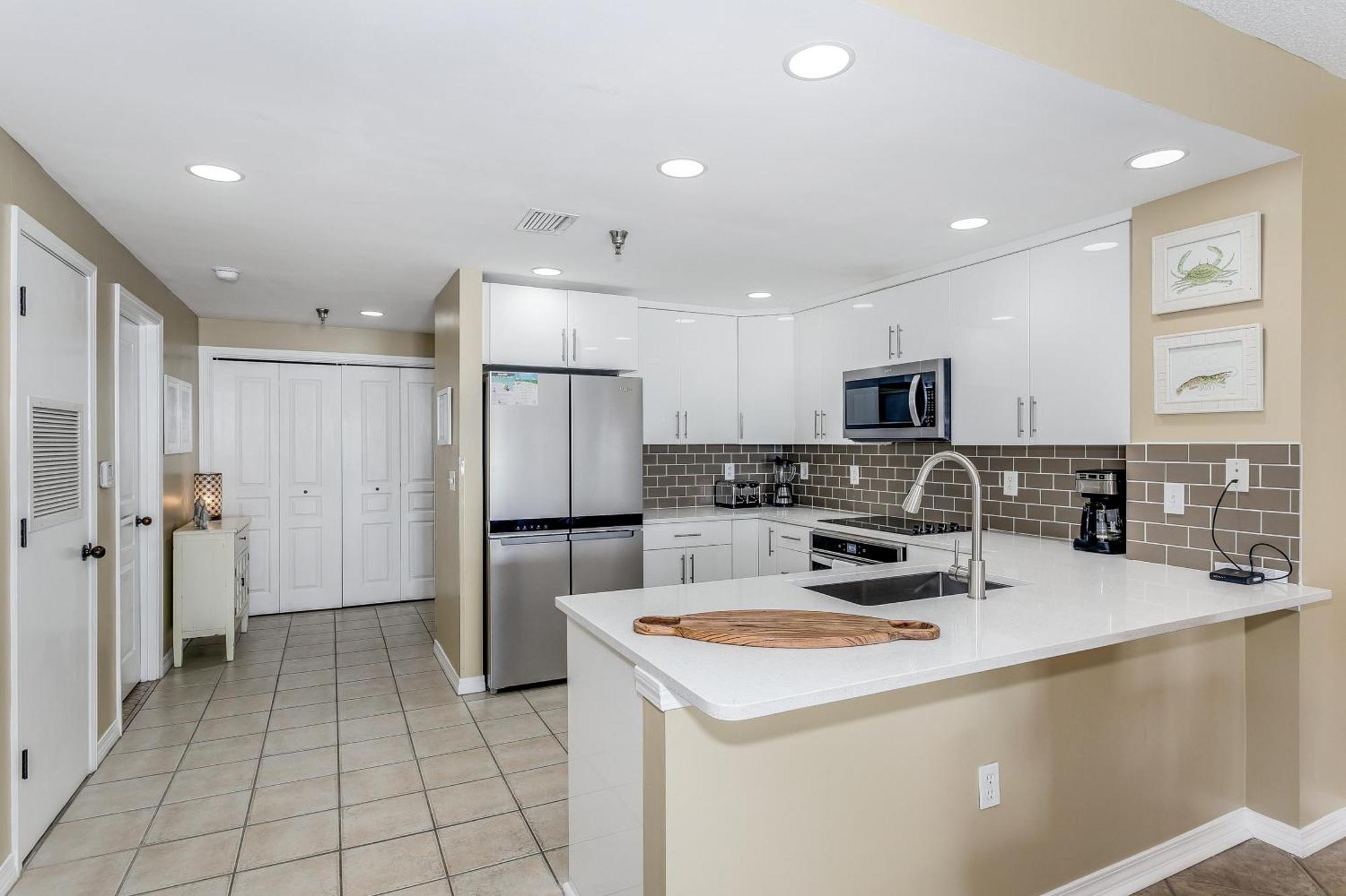 1507 Emerald Isle Apartment *