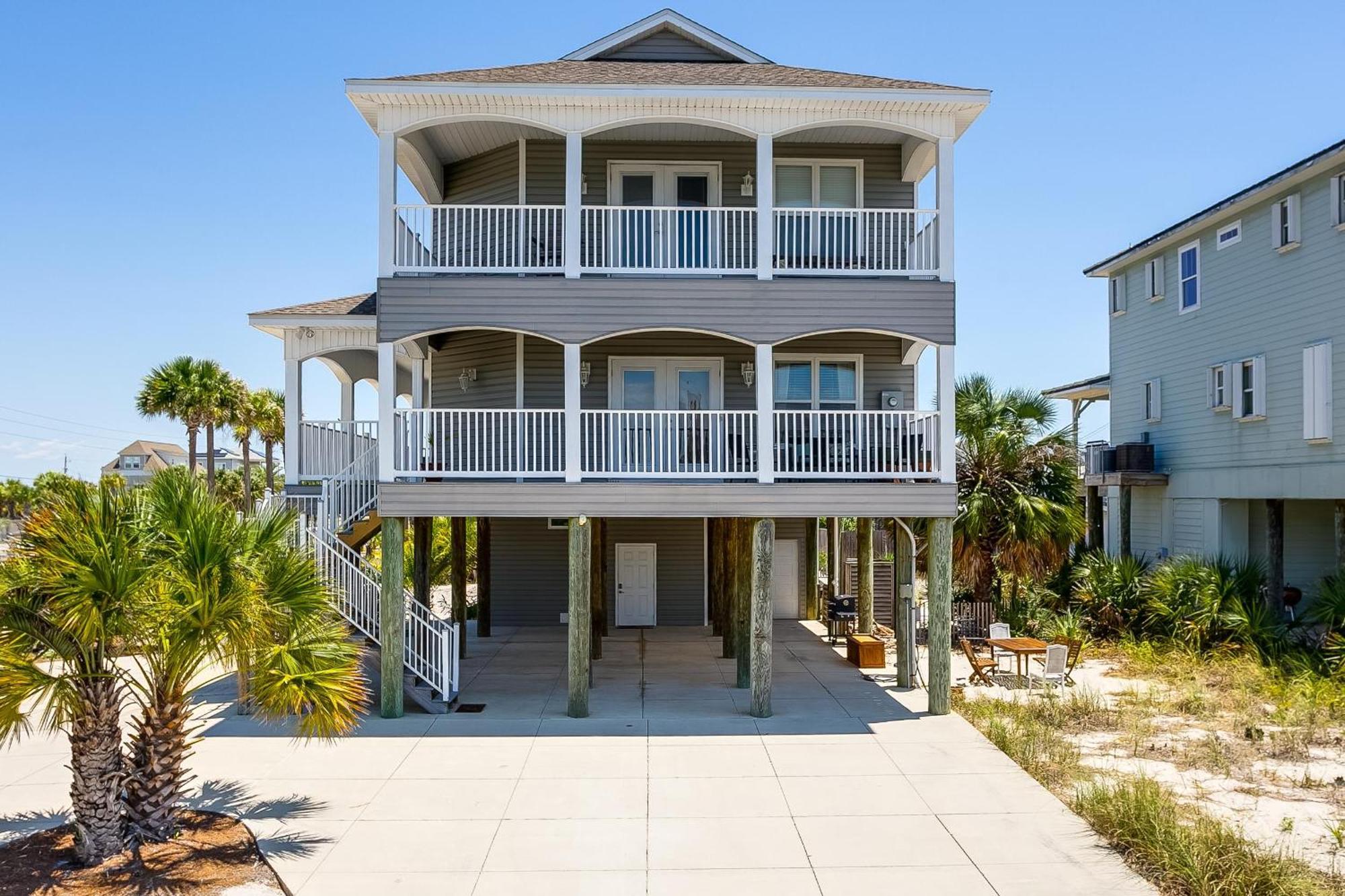 Latitude Adjustment 300 Vdl * Pensacola Beach