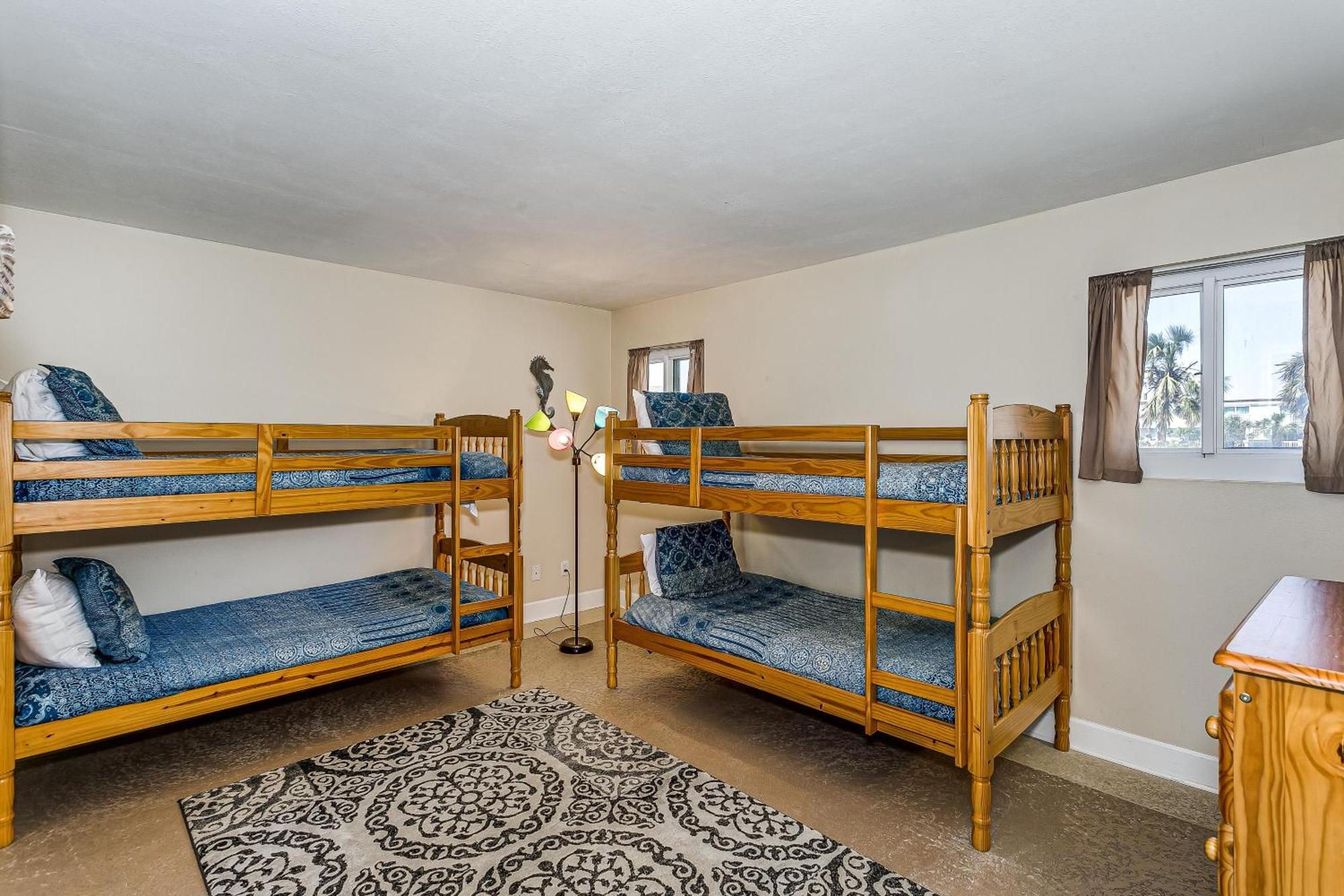 611 Starboard Village