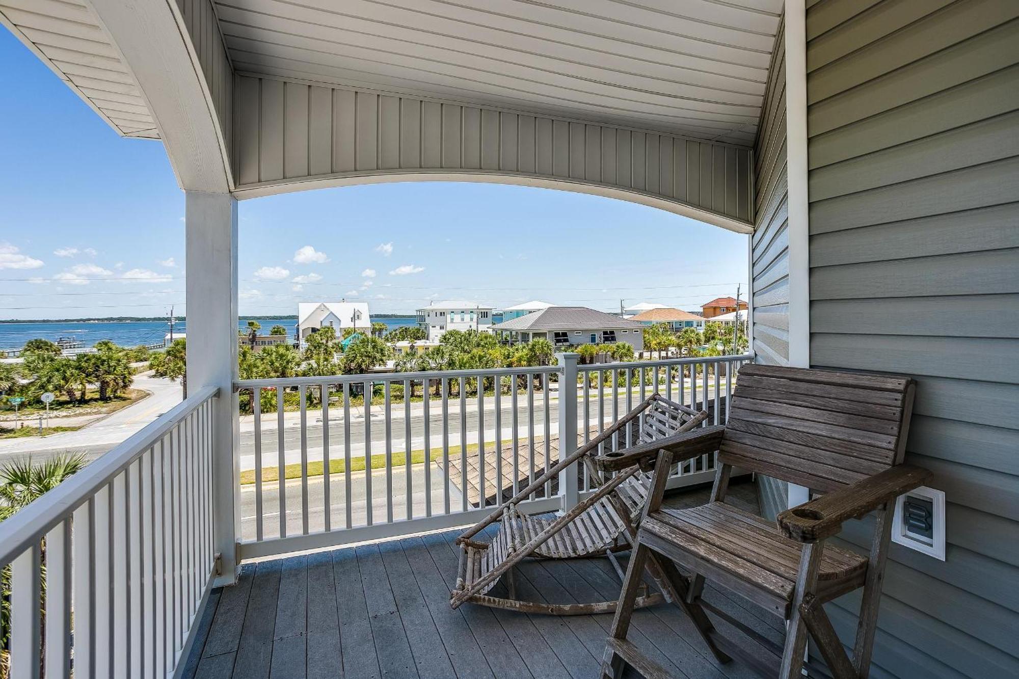 Latitude Adjustment 300 Vdl Pensacola Beach