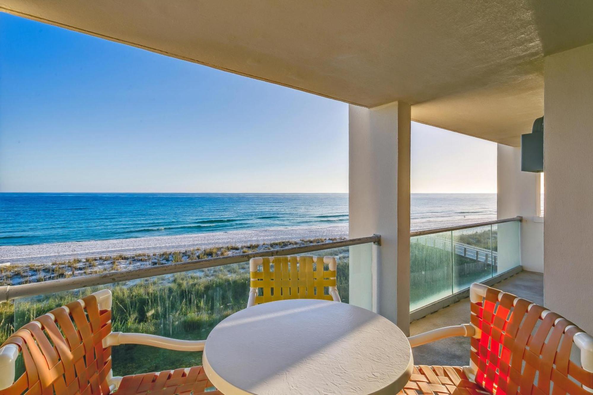 Apartment 405e Regency Towers