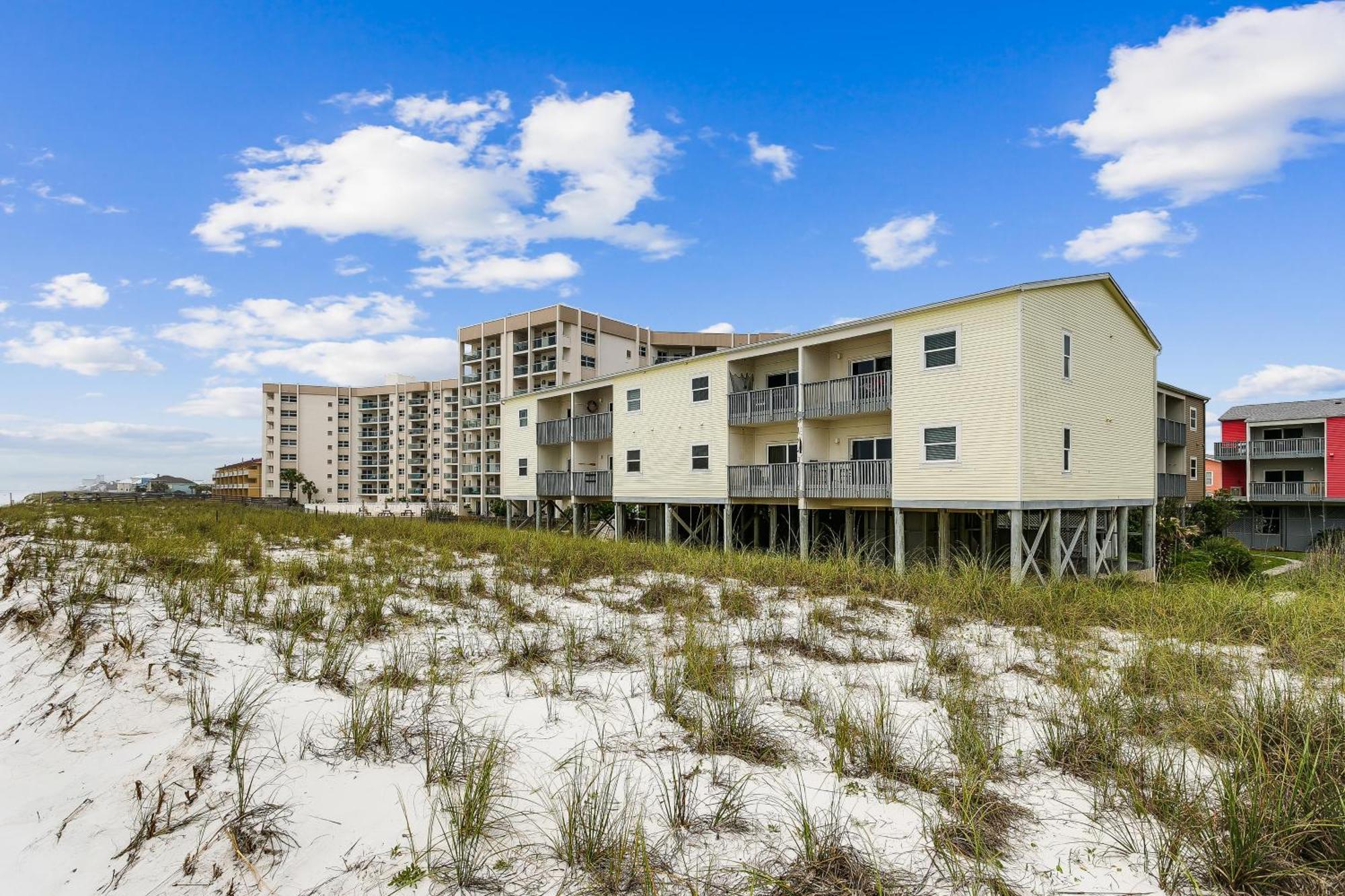 Apartment N5 On The Gulf Pensacola Beach