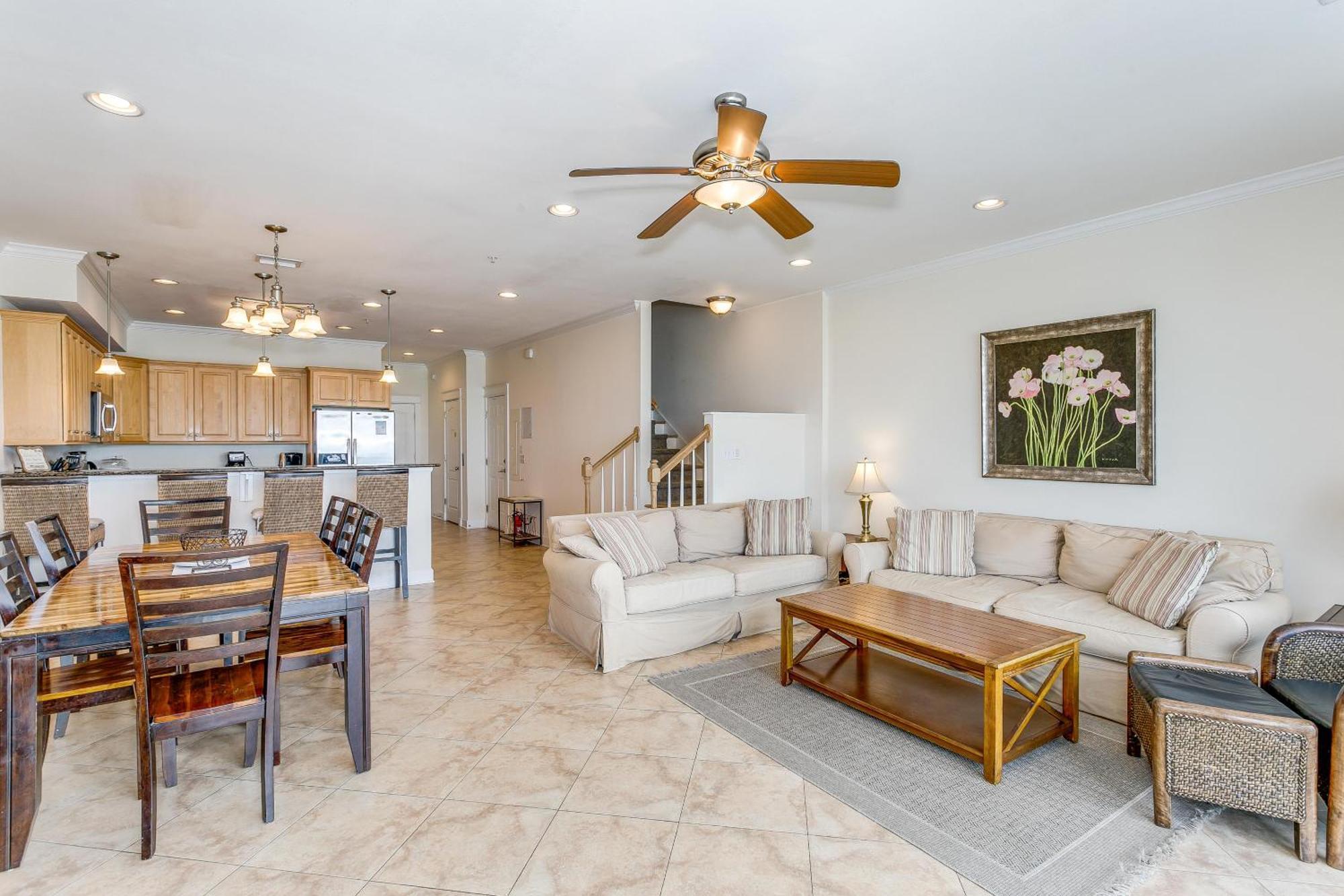 Villa 445 Pickens Rd