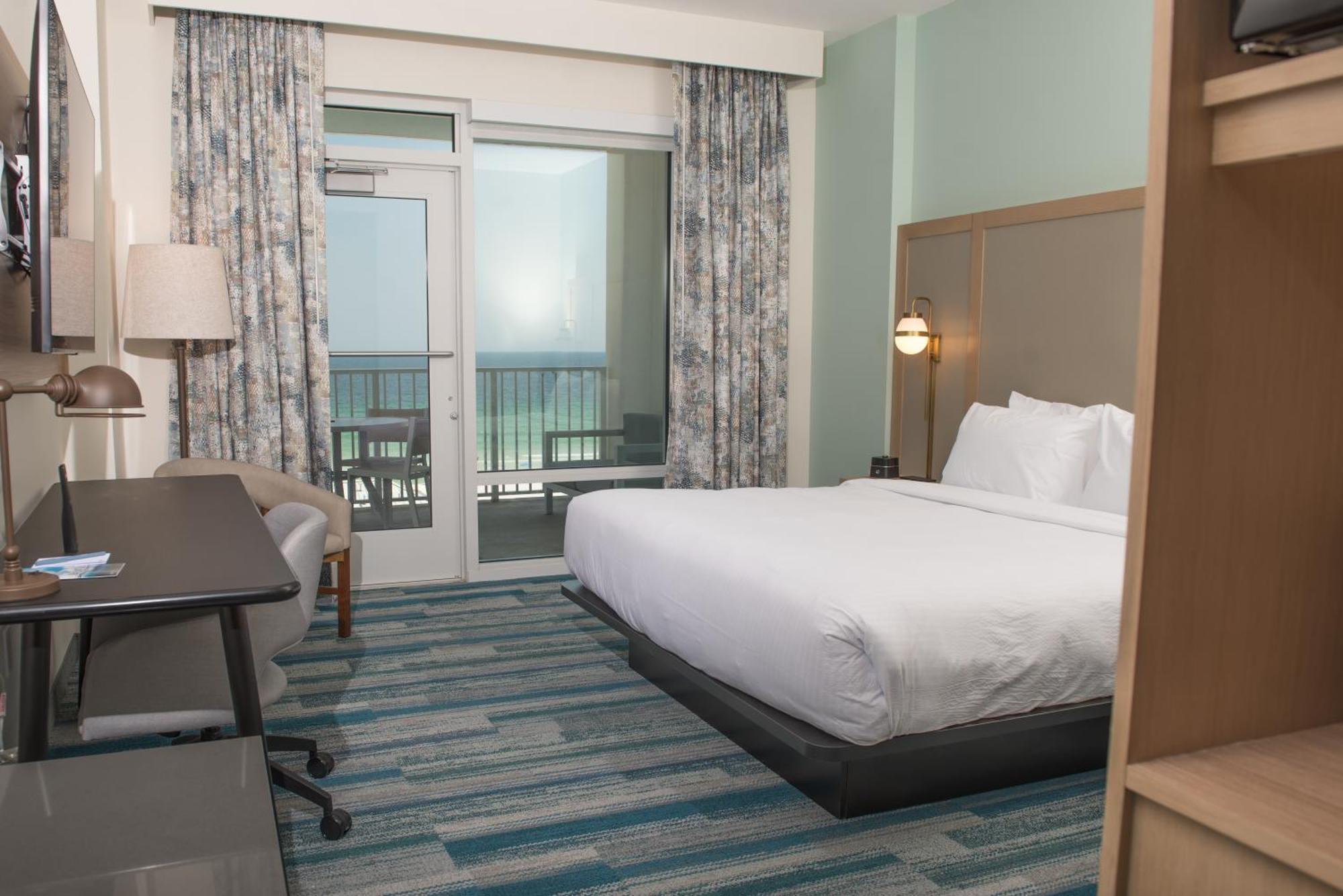 Fairfield By Marriott & Pensacola 3*
