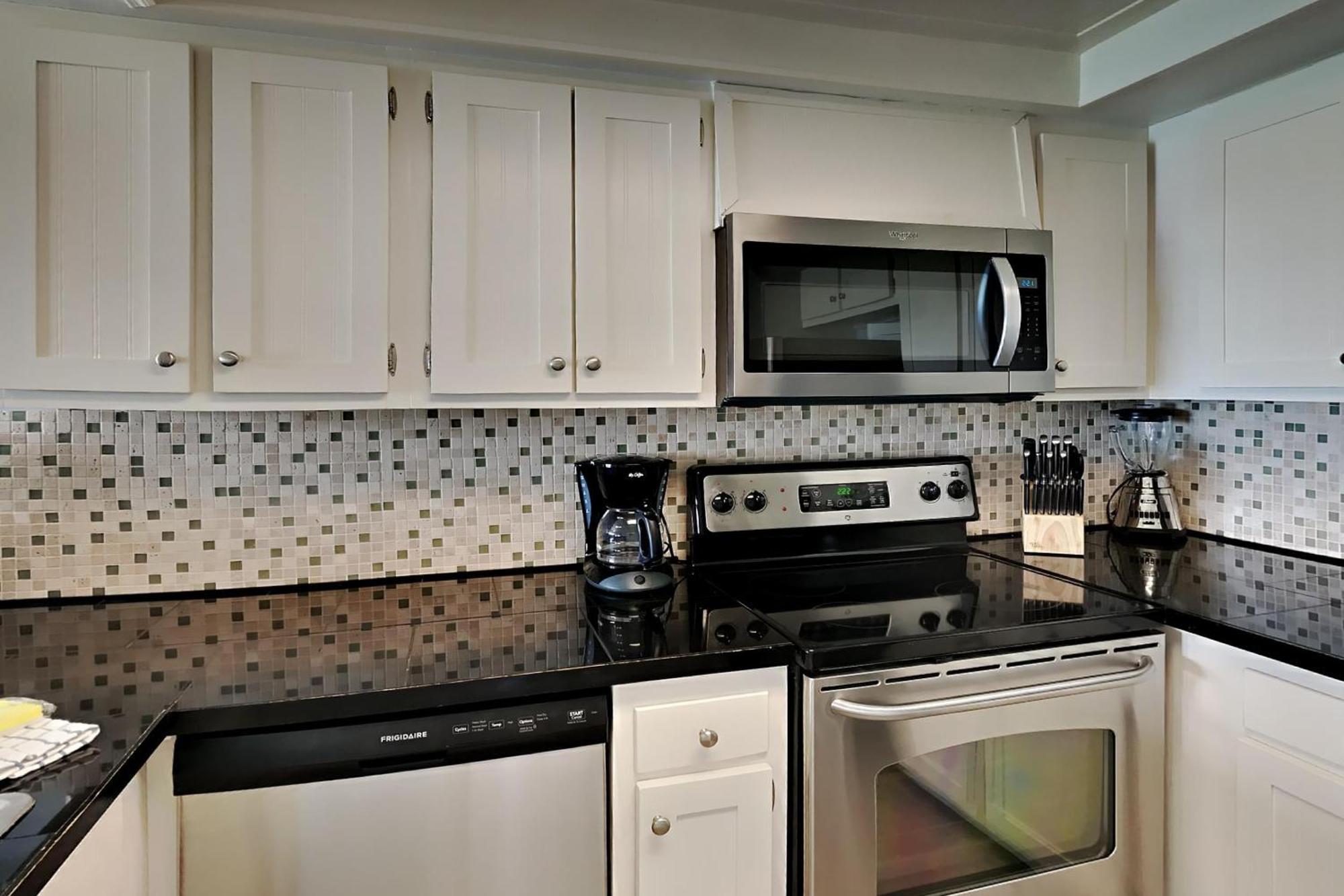 Apartment Regency Towers 506 East