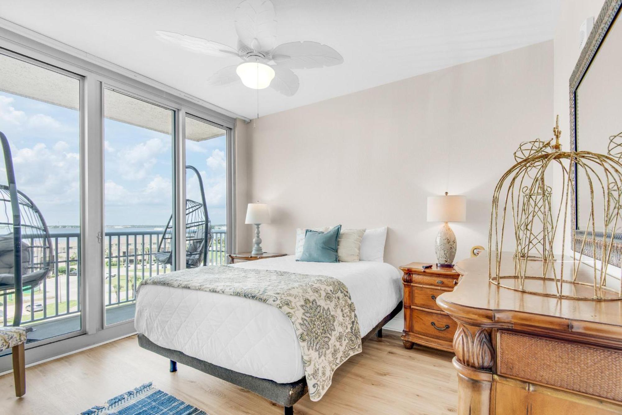 Emerald Dolphin Unit 610 Holiday home