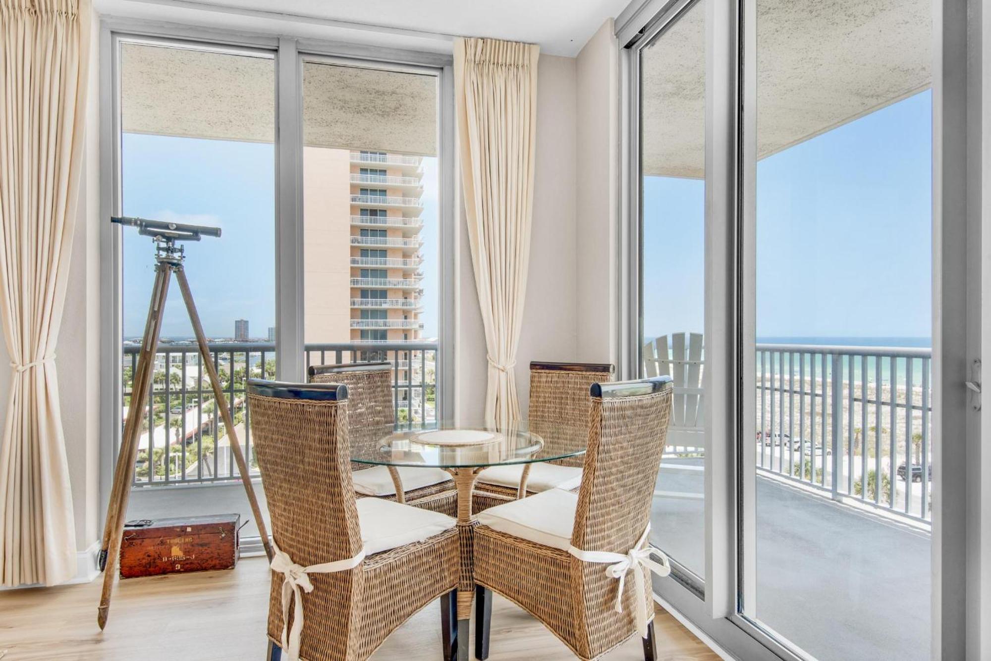 Emerald Dolphin Unit 610 Holiday home Pensacola Beach