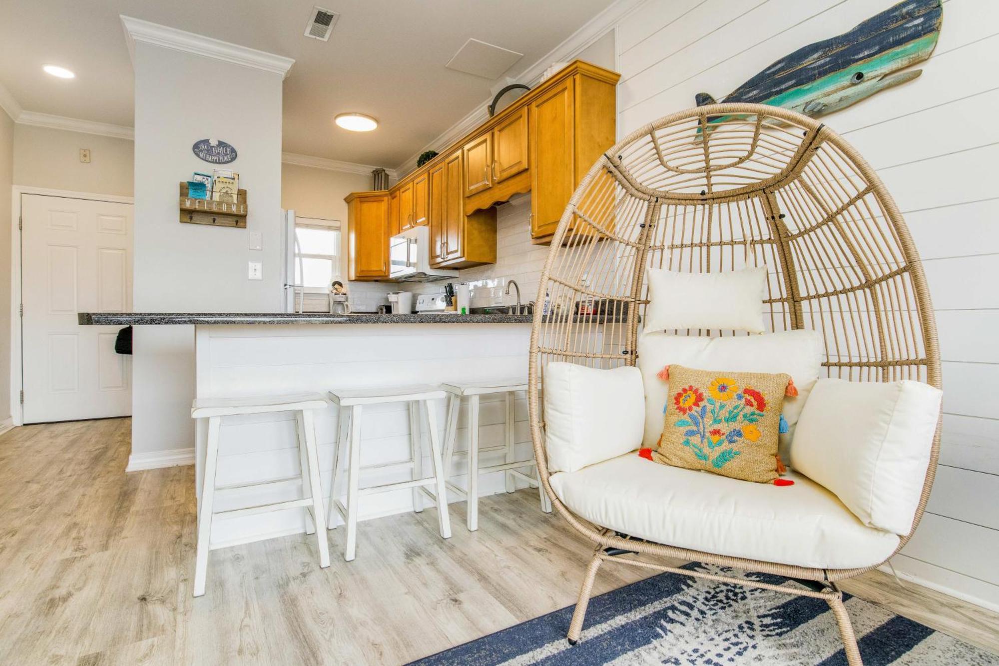 Baywatch F5 * Pensacola Beach