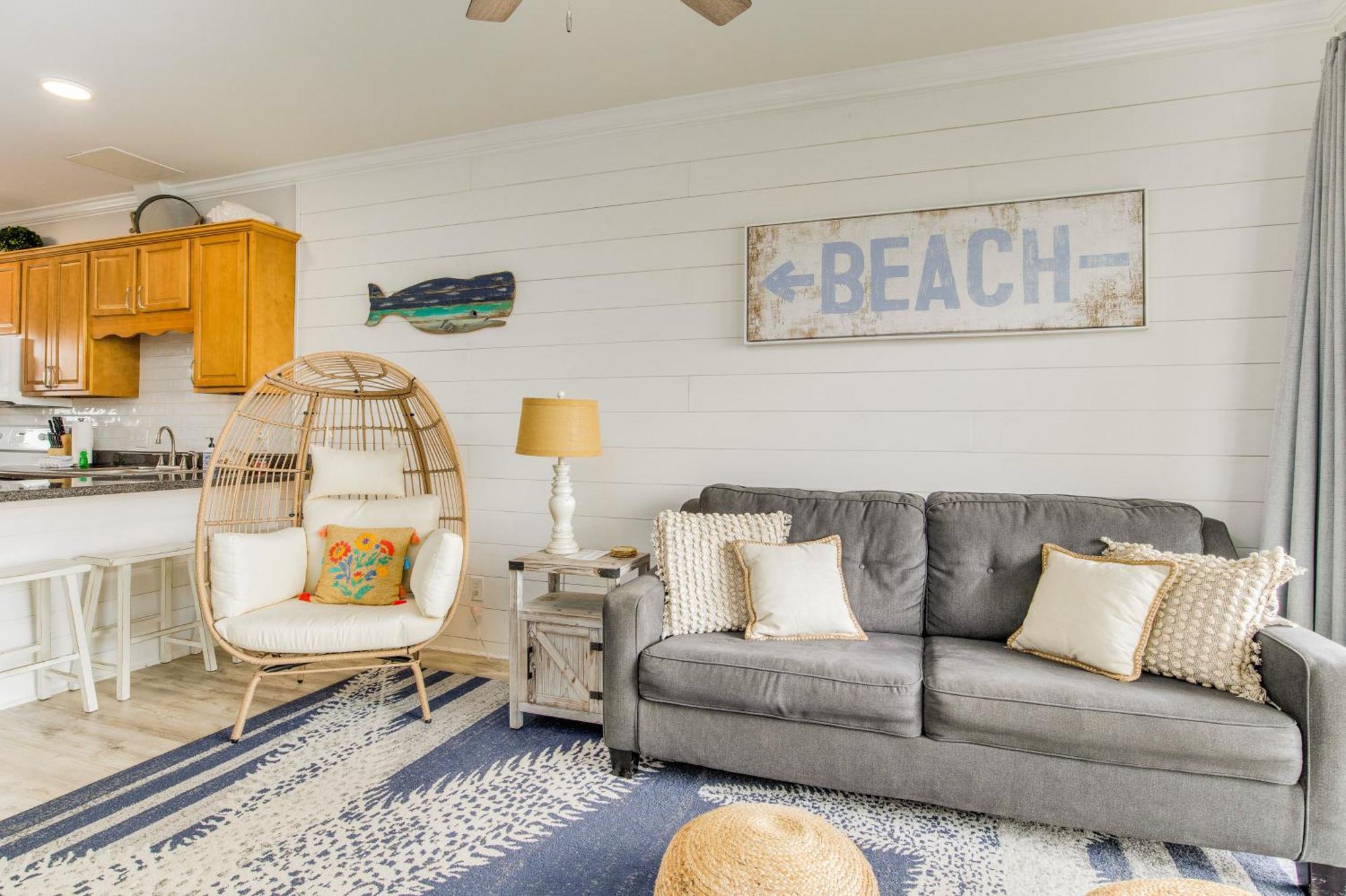 Baywatch F5 Apartment