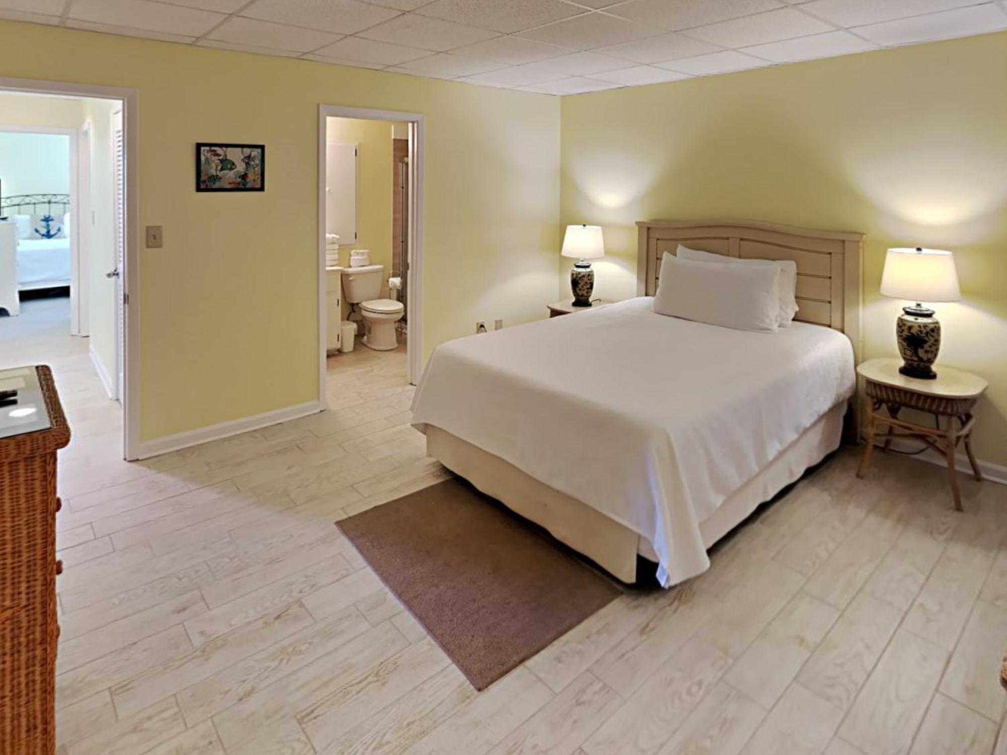 Carefree 108 Pensacola Beach