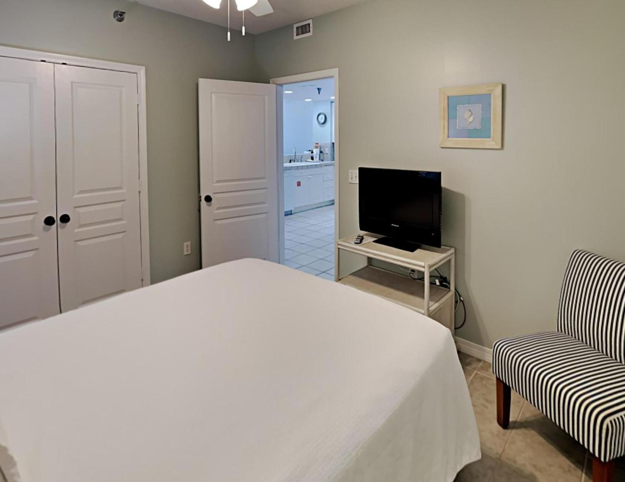Emerald Isle 302 Apartment Pensacola Beach