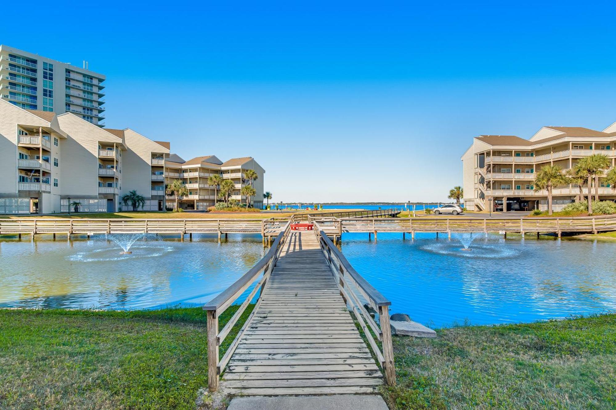 Baywatch B8 * Pensacola Beach
