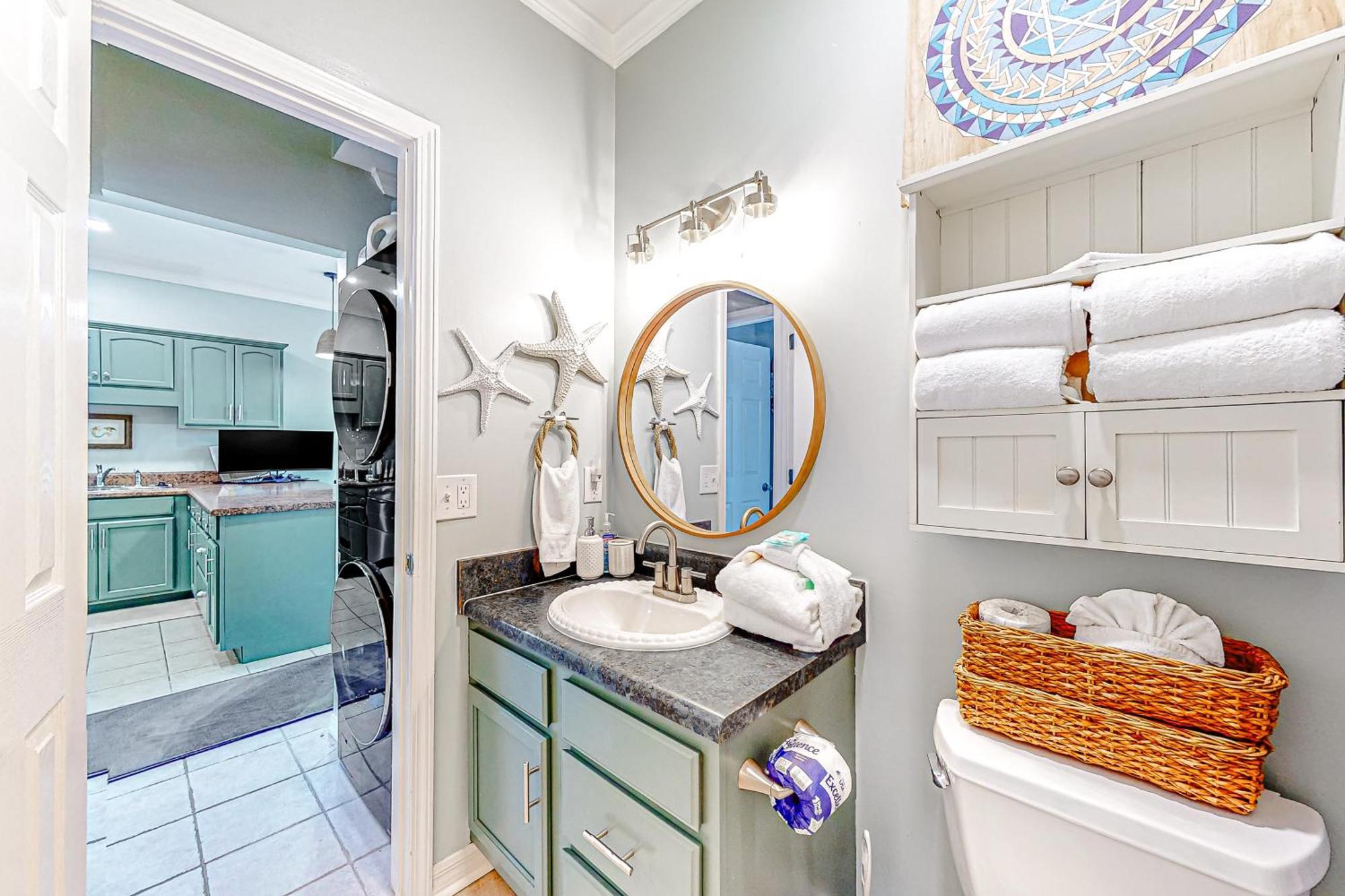Baywatch B8 Apartment Pensacola Beach