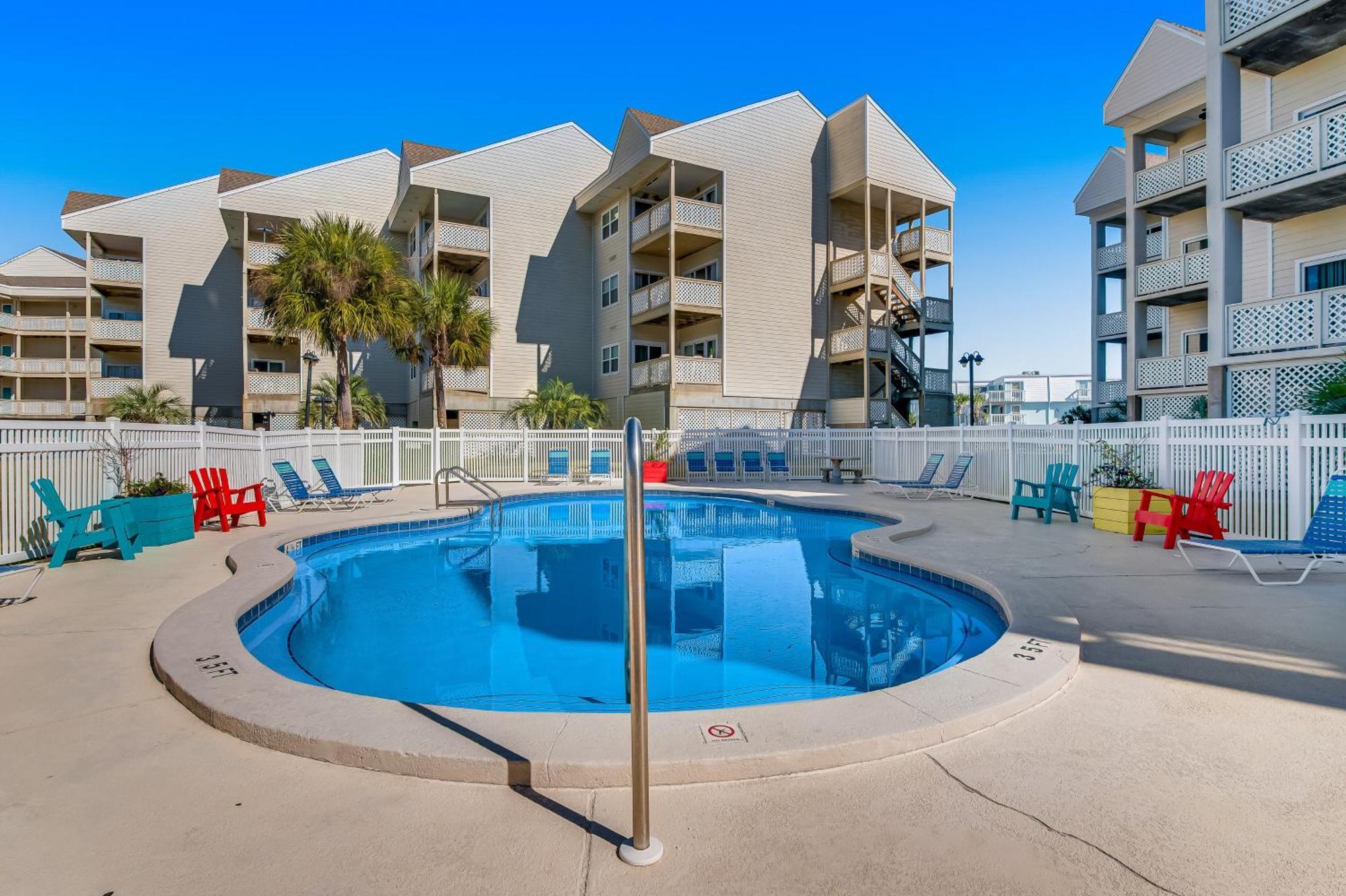 Apartment Baywatch B8 Pensacola Beach