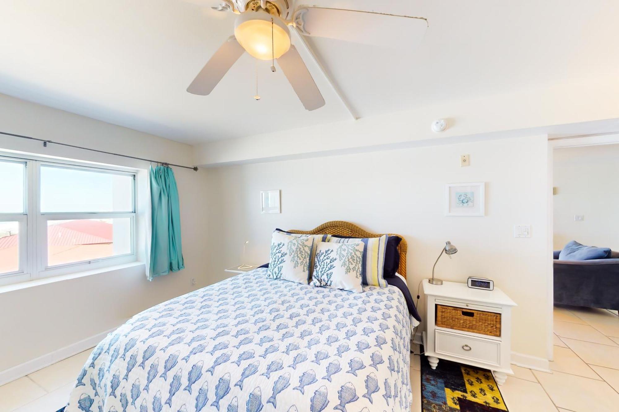 Regency Towers W 707