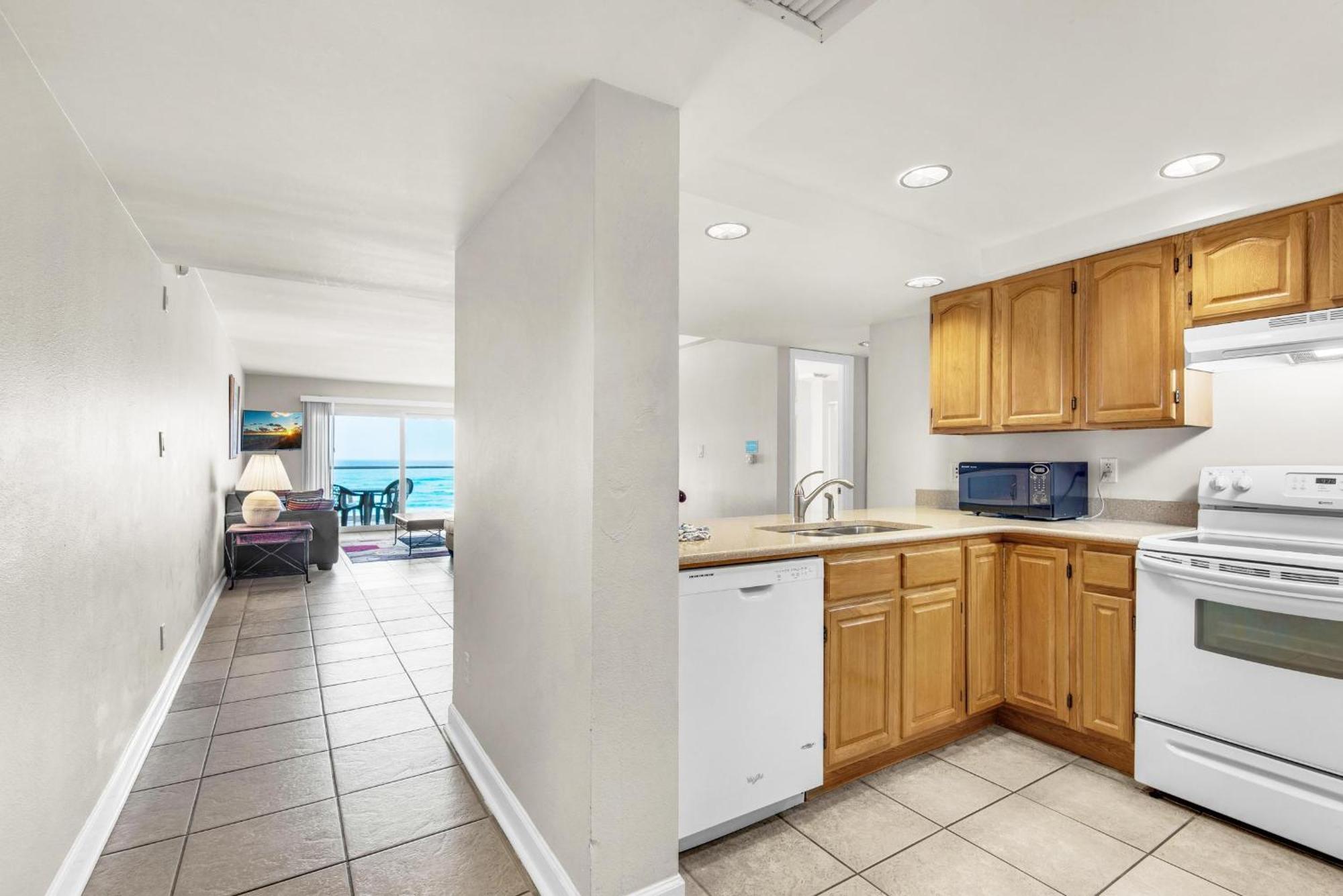 Regency Towers 405 West Pensacola Beach