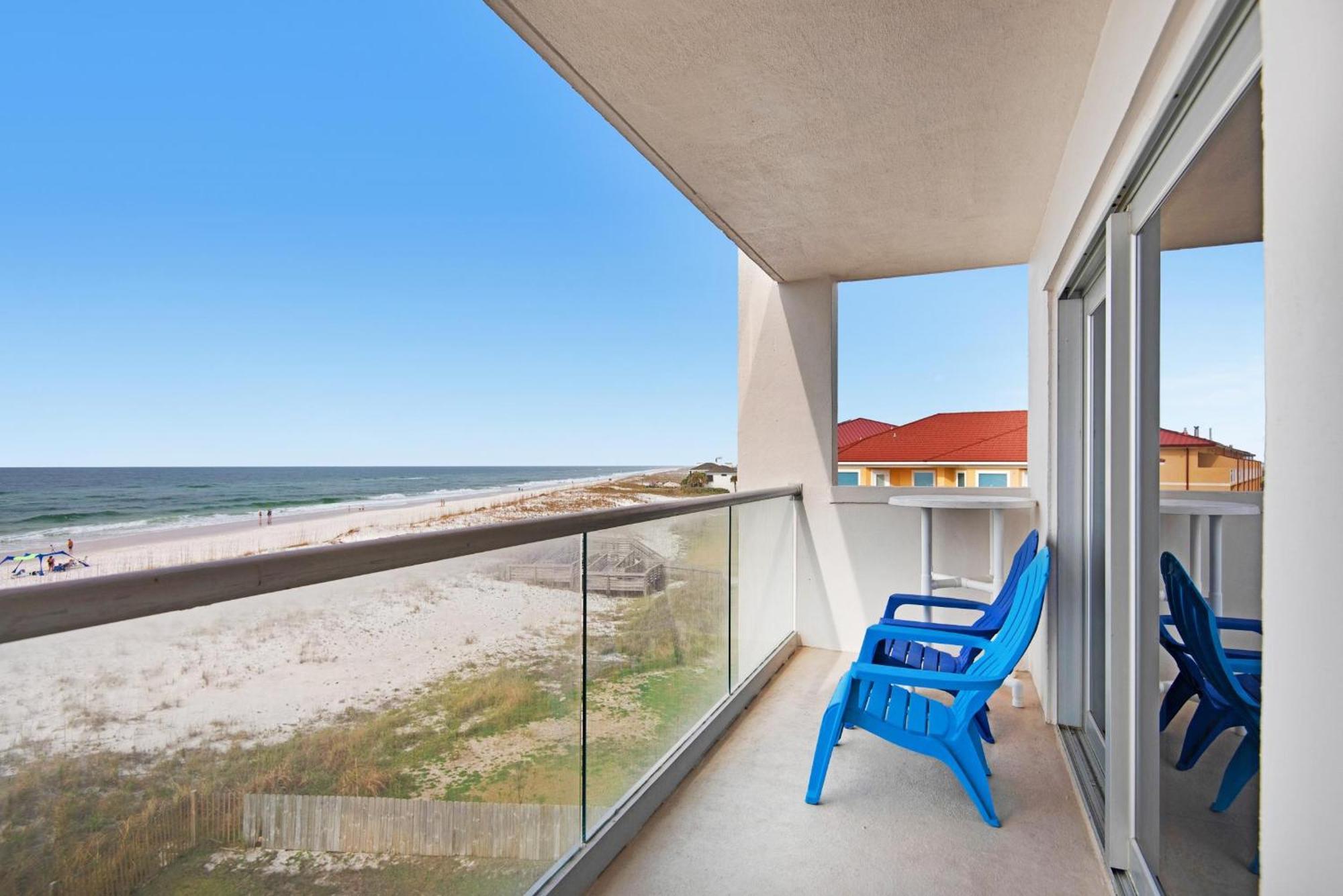 Regency Towers 405 West Holiday home