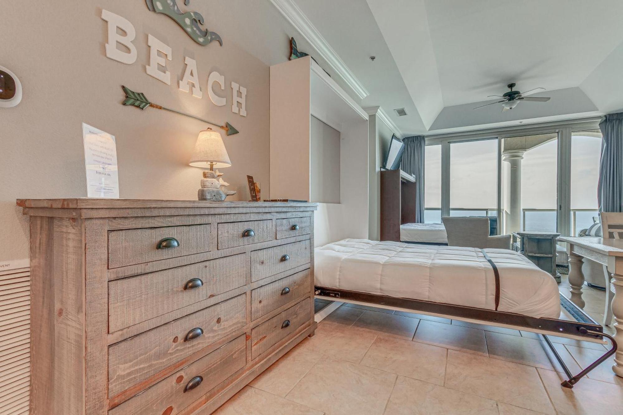 Pensacola Penthouse With View And Pool Access! * Pensacola Beach
