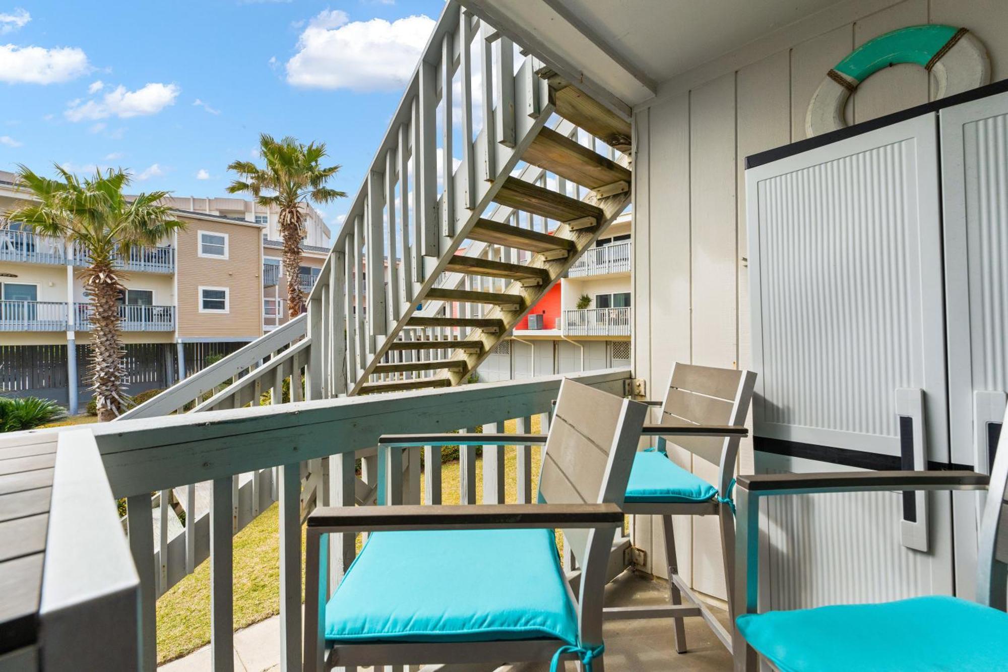 On The Gulf L1- Ocean View Steps To Beach! Pensacola Beach
