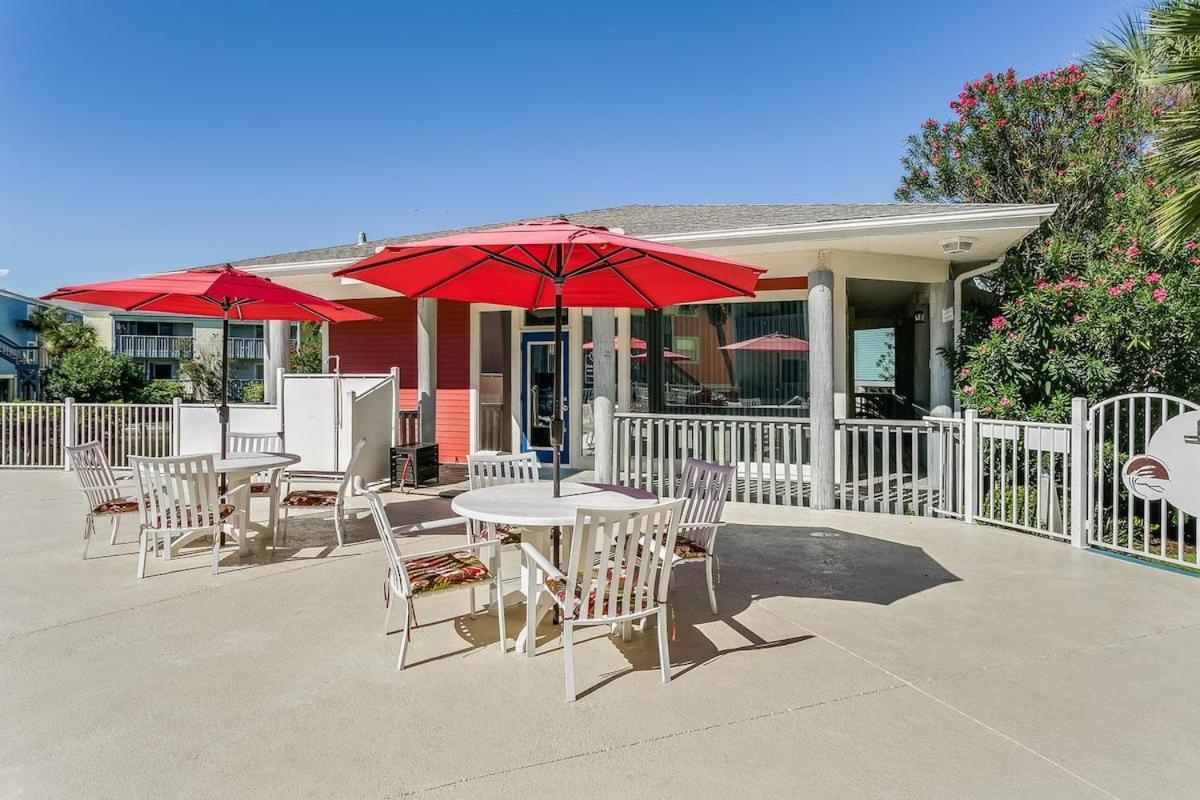 Villa On The Gulf L1- Ocean View Steps To Beach!