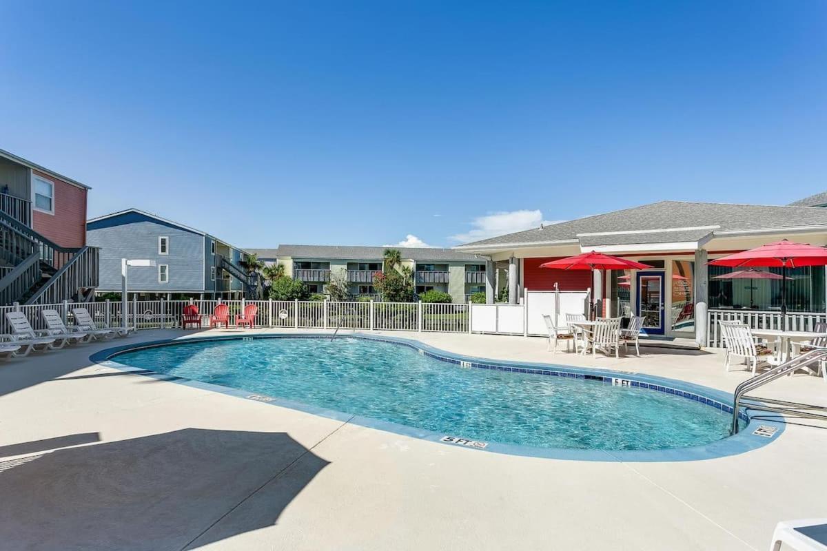 Villa On The Gulf L1- Ocean View Steps To Beach! Pensacola Beach
