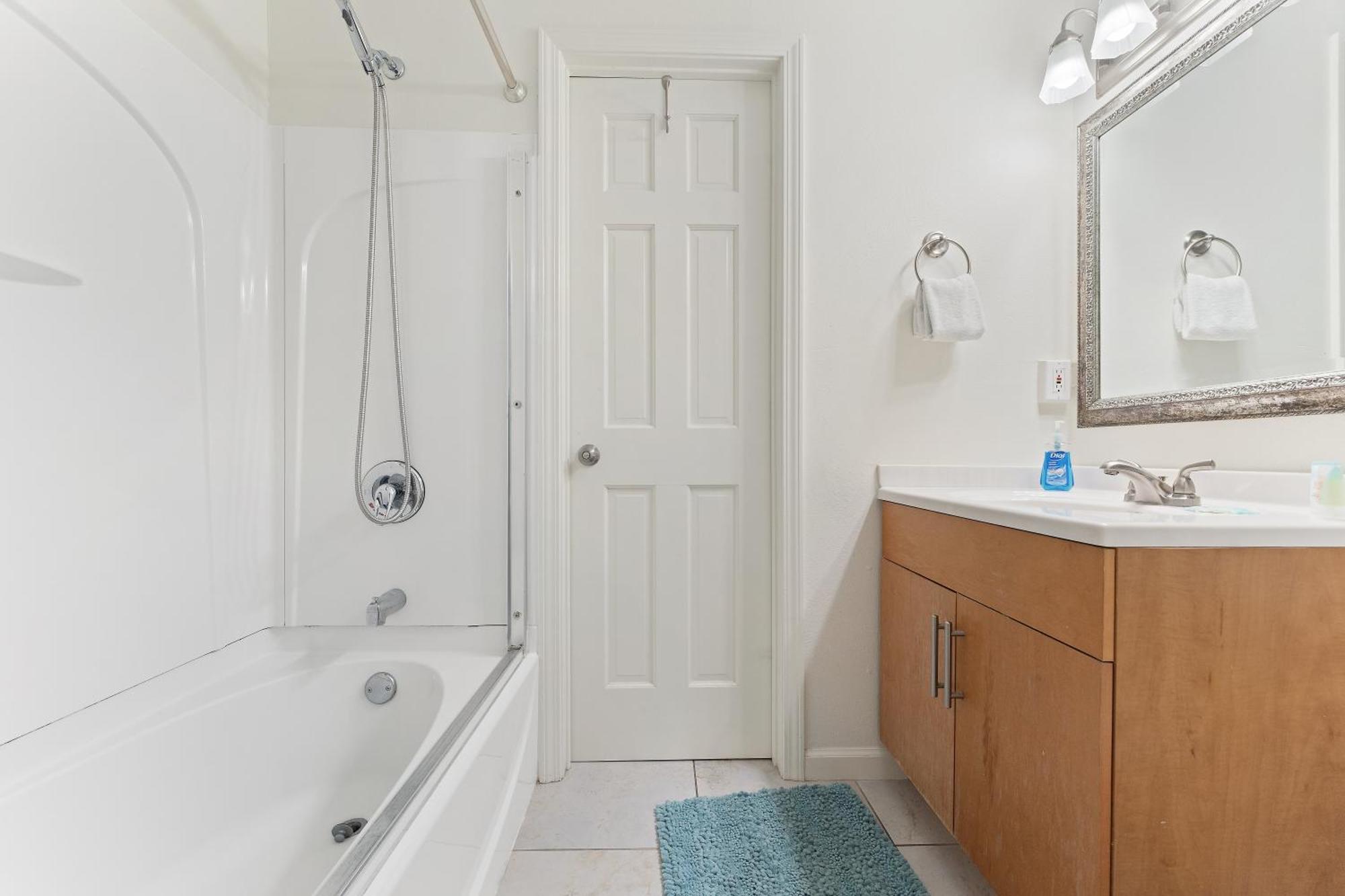 Villa On The Gulf L1- Ocean View Steps To Beach! Pensacola Beach
