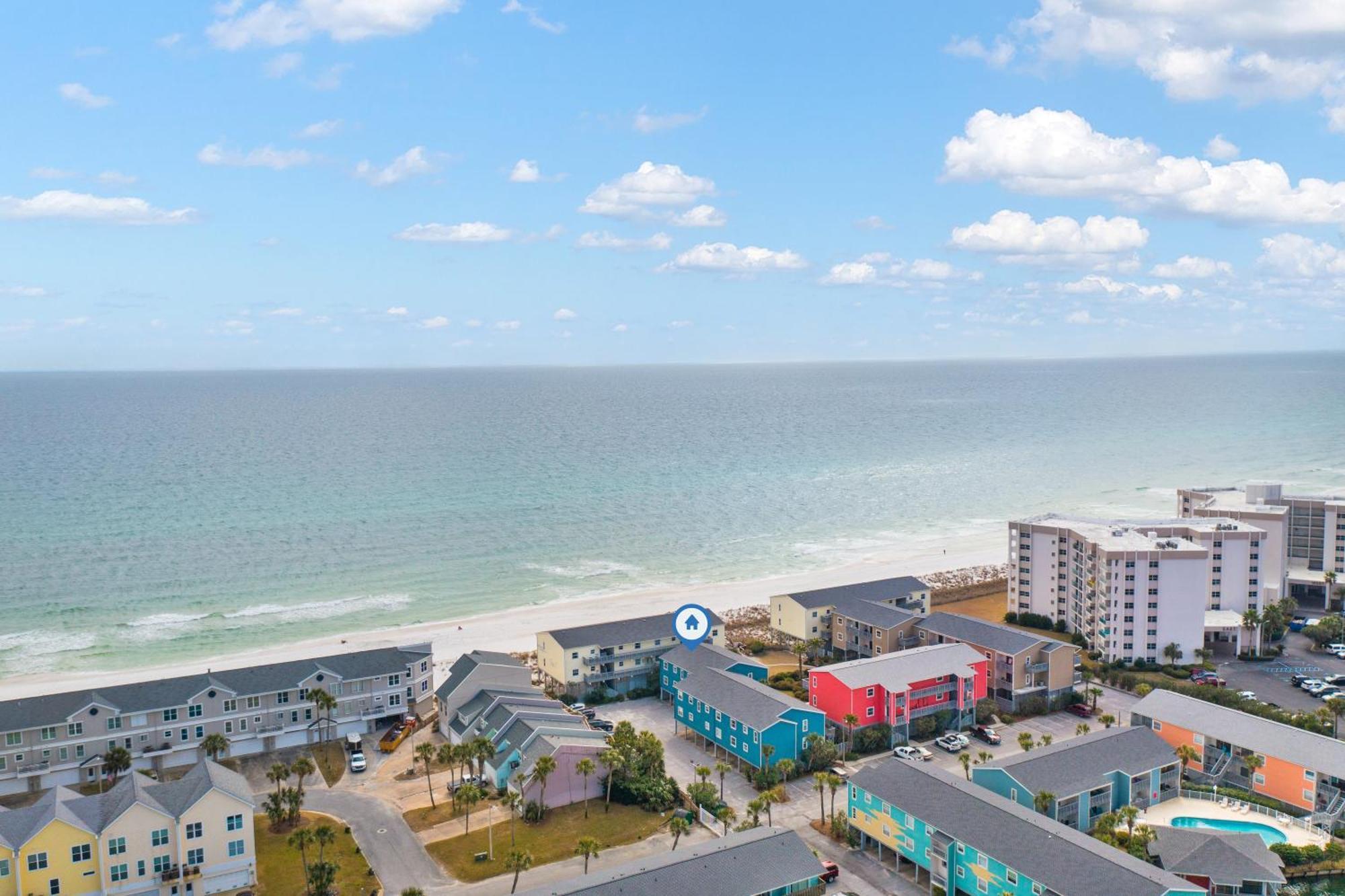On The Gulf L1- Ocean View Steps To Beach! Villa
