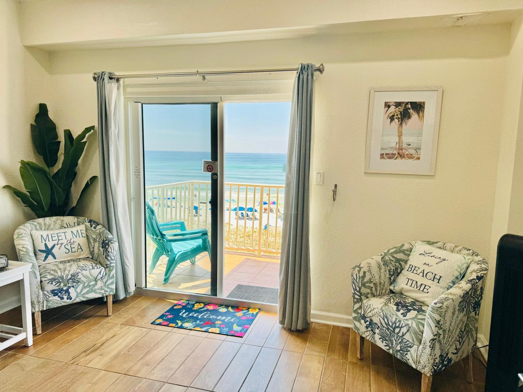 Aparthotel Pensacola, Oceanfront Paradise With Private Pensacola Beach