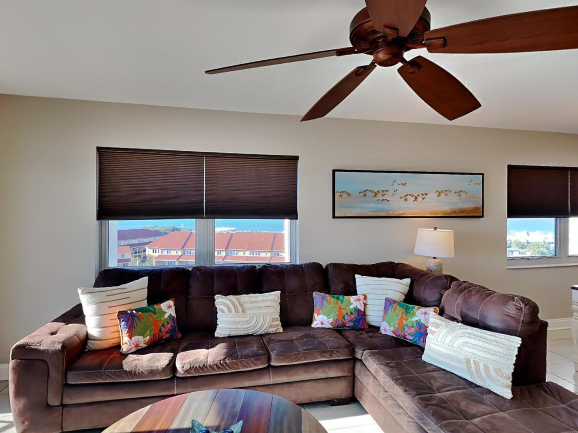 Regency Towers 808 West * Pensacola Beach