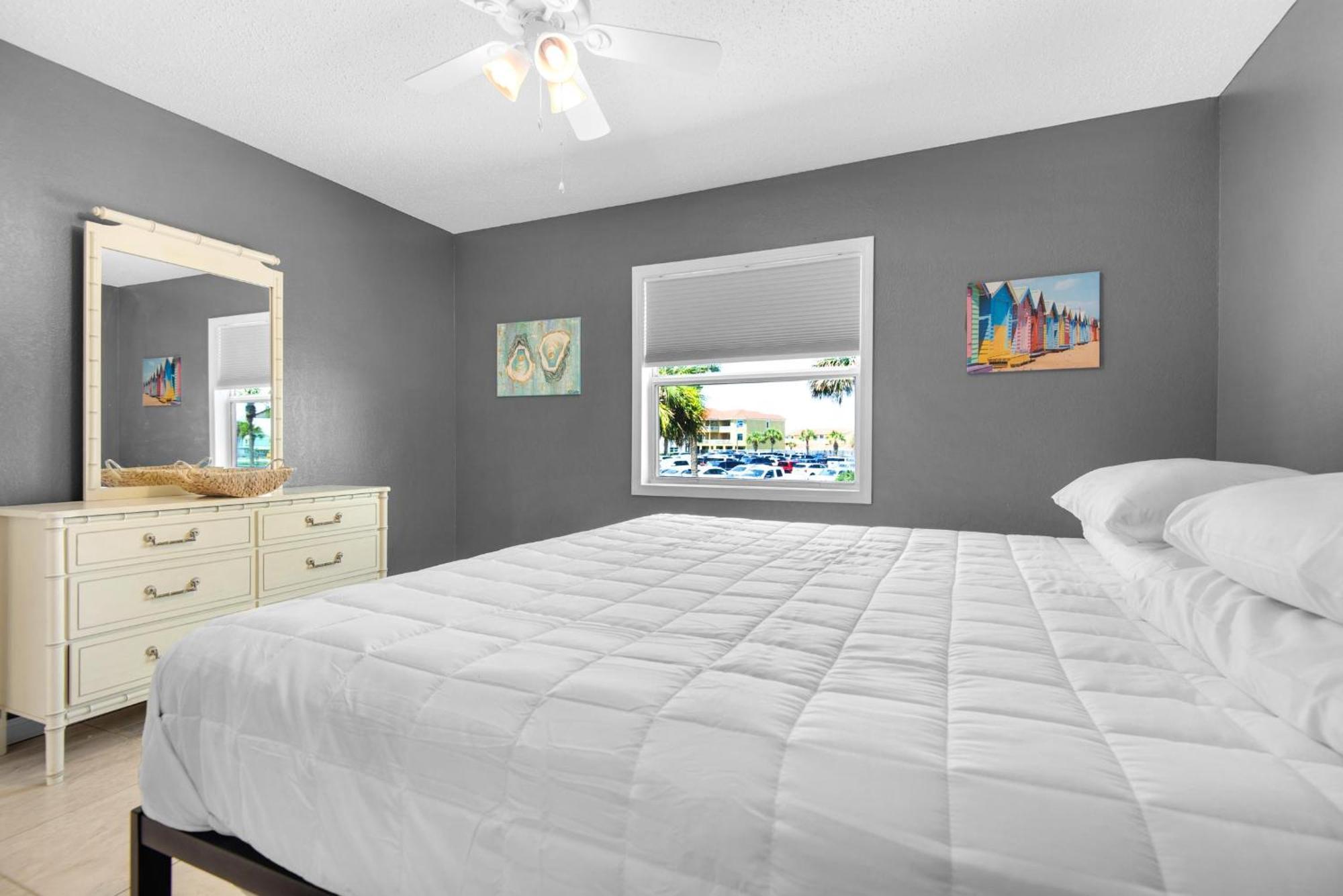 Holiday home On The Gulf Unit H5 *