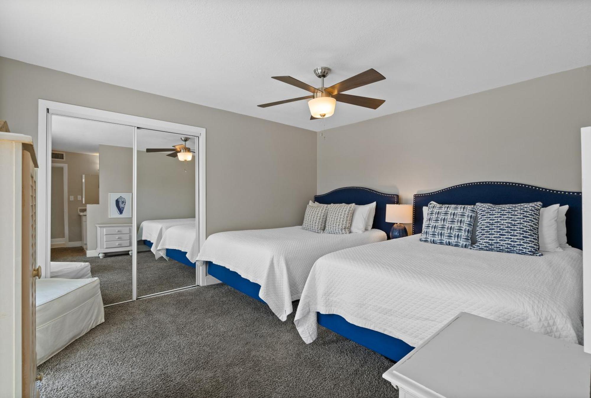 Boardwalk Unit A4