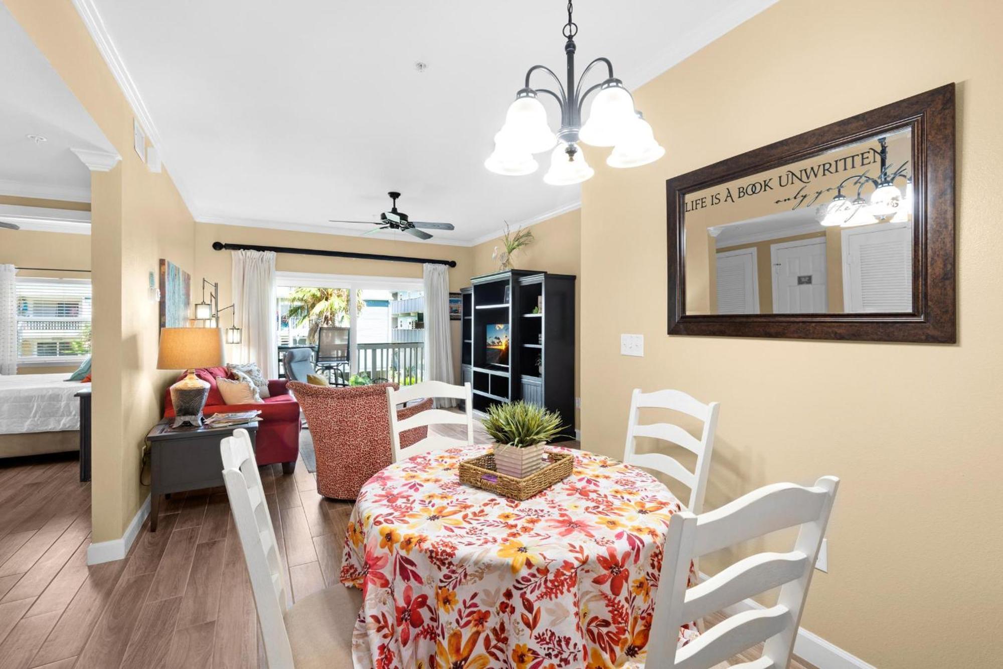 On The Gulf Unit J7 Holiday home Pensacola Beach