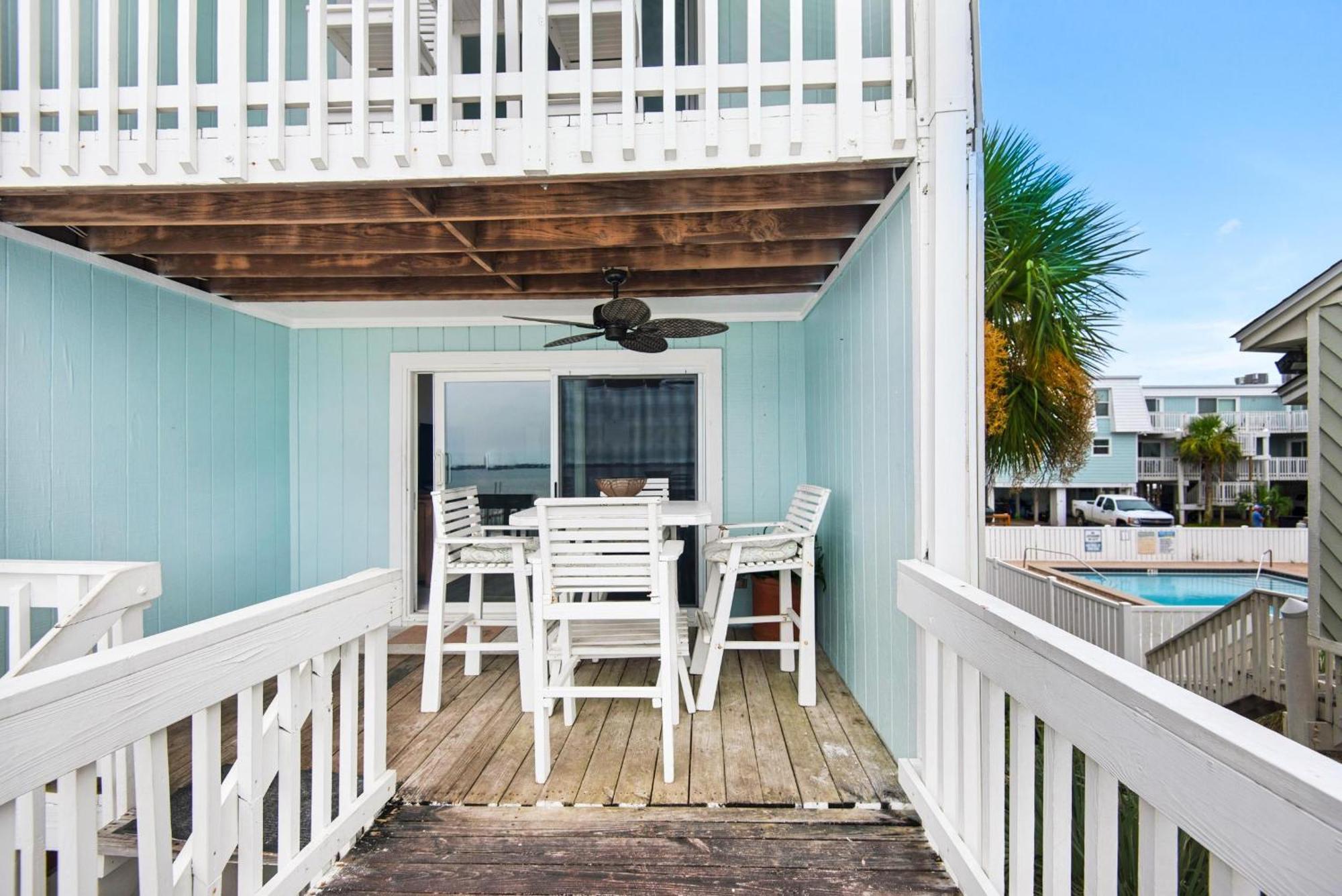 Boardwalk D6 * Pensacola Beach