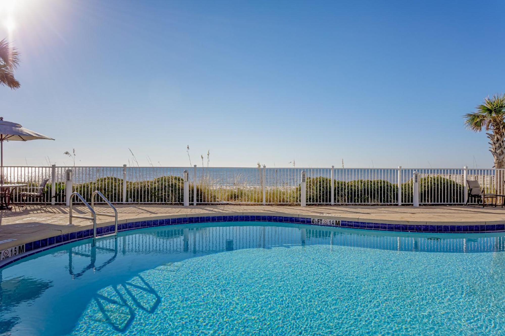 Resort Express Pensacola By Ihg 2*