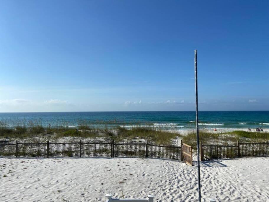 Holiday home Blue Angel - Gulf Front, Available Weekend!