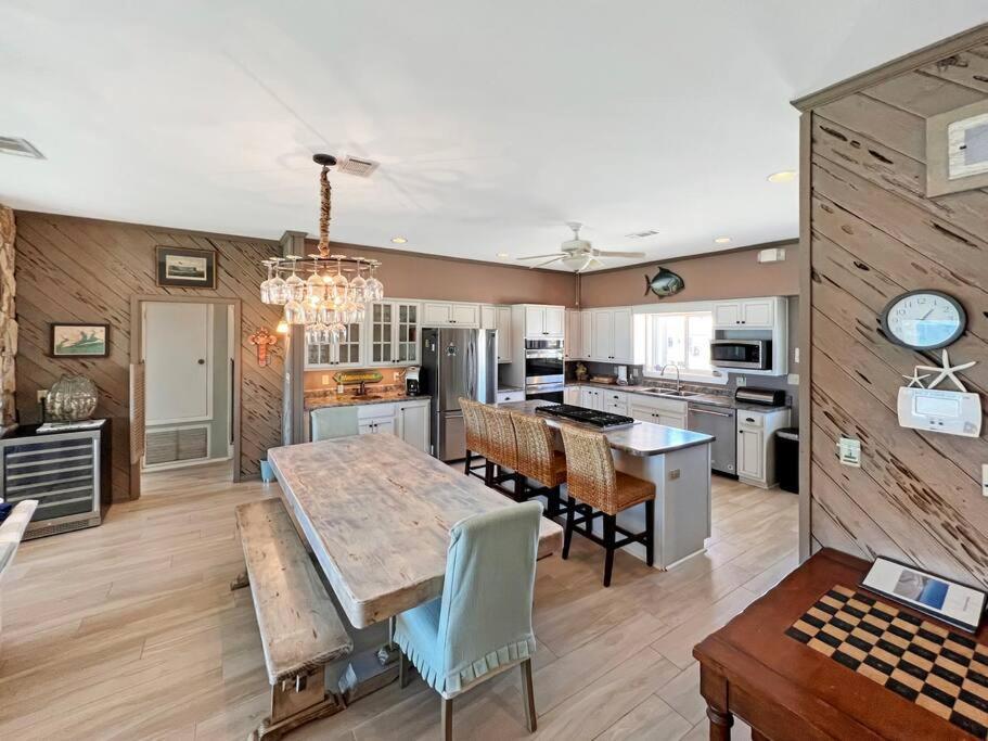 Holiday home Blue Angel - Gulf Front, Available Weekend! Pensacola Beach
