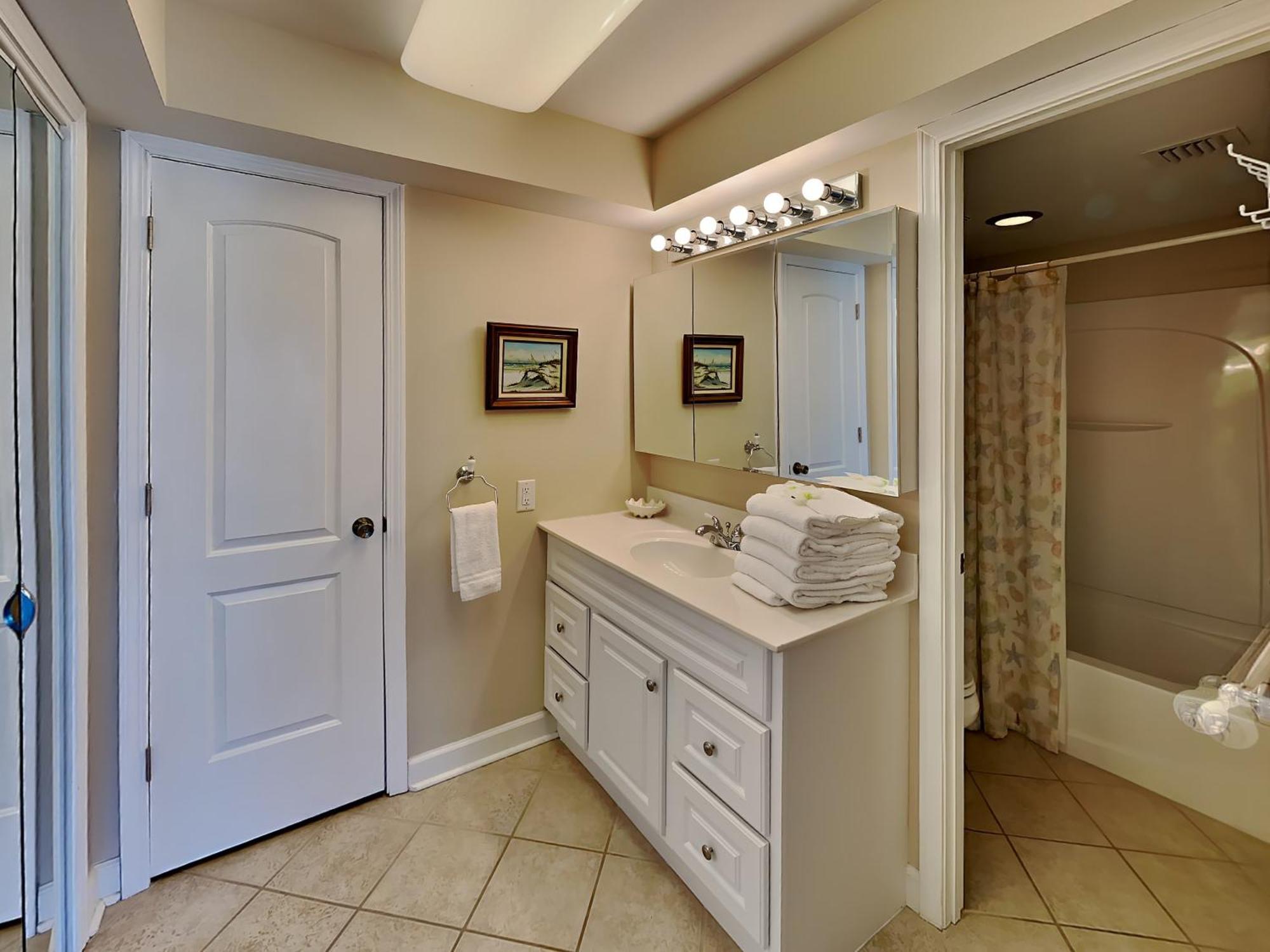 Regency Towers #605 West Apartment Pensacola Beach