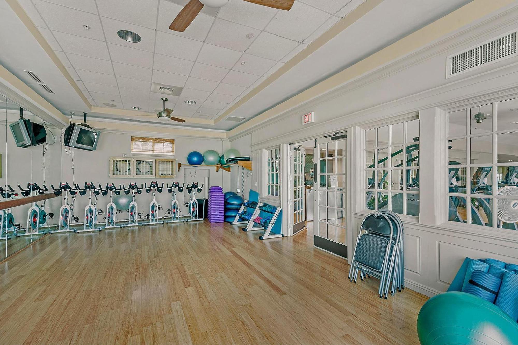 Portofino Tower 1 Unit 1205 Holiday home