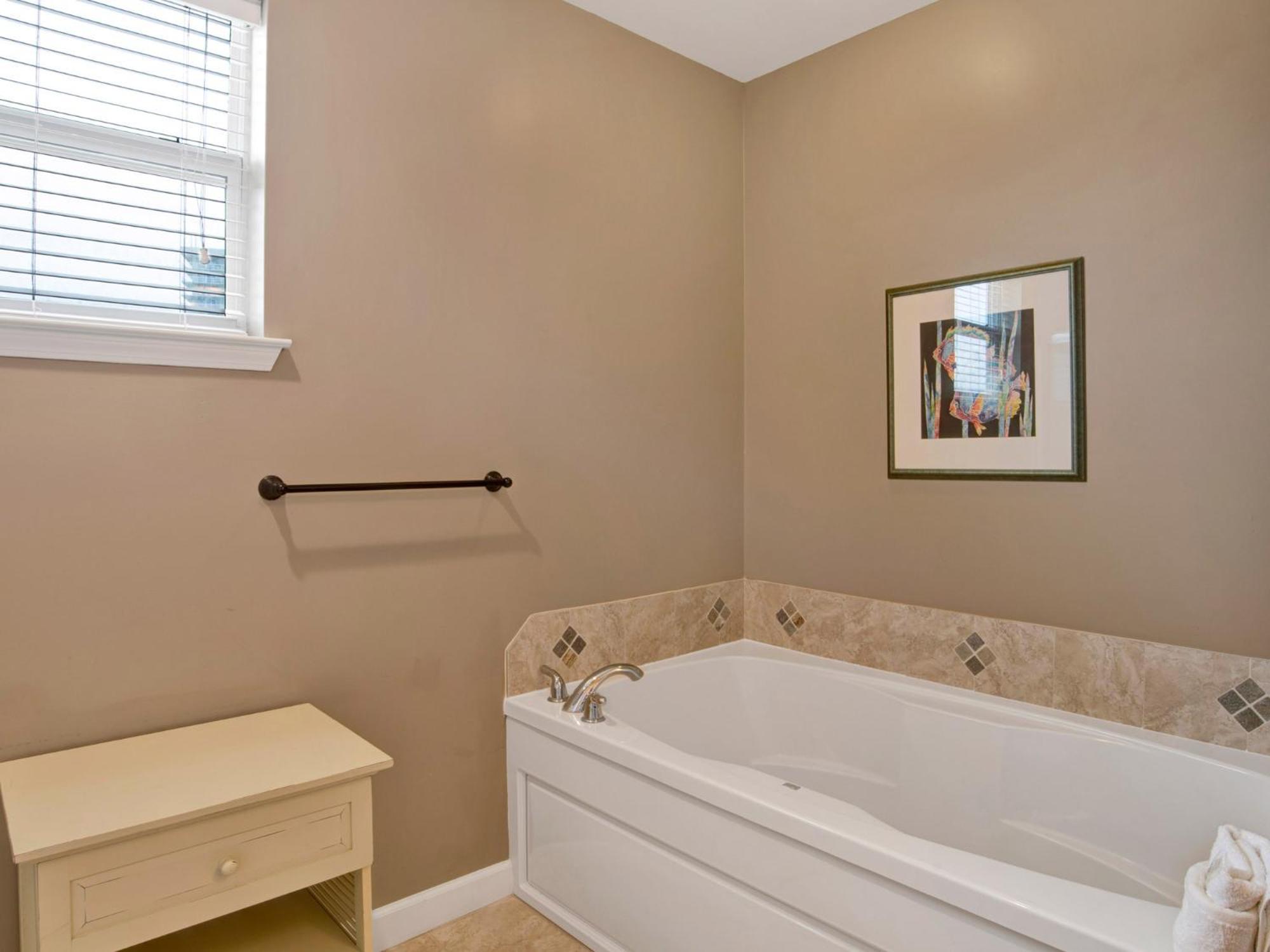 Apartment Awesome In Pensacola With Outdoor Swimming Pool And 3 Bedrooms