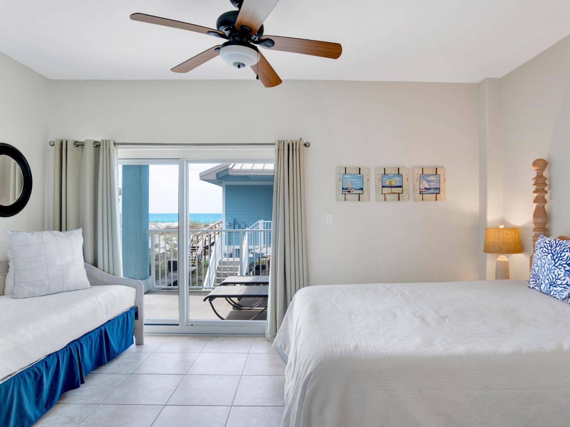 Awesome In Pensacola With Outdoor Swimming Pool And 3 Bedrooms