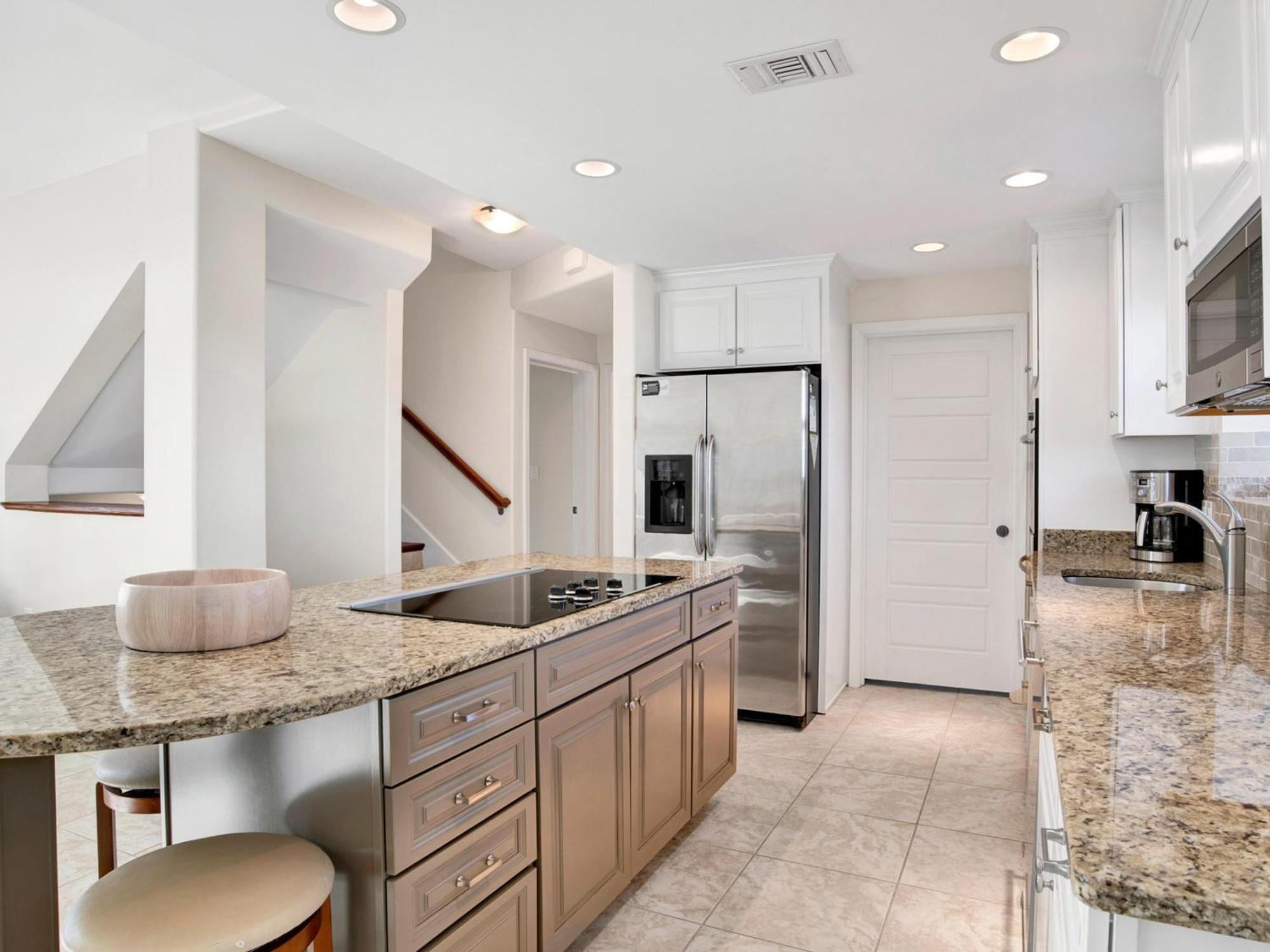 Awesome In Pensacola With Outdoor Swimming Pool And 3 Bedrooms *